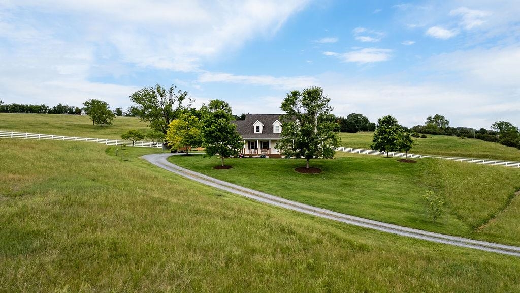 3008 SPRING HILL RD