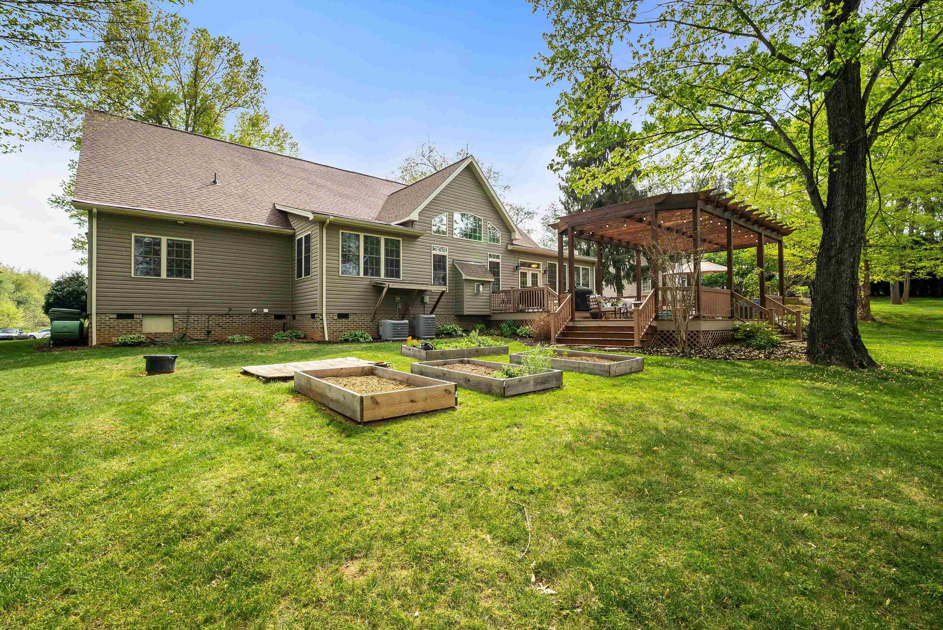1763 RED TOP ORCHARD RD