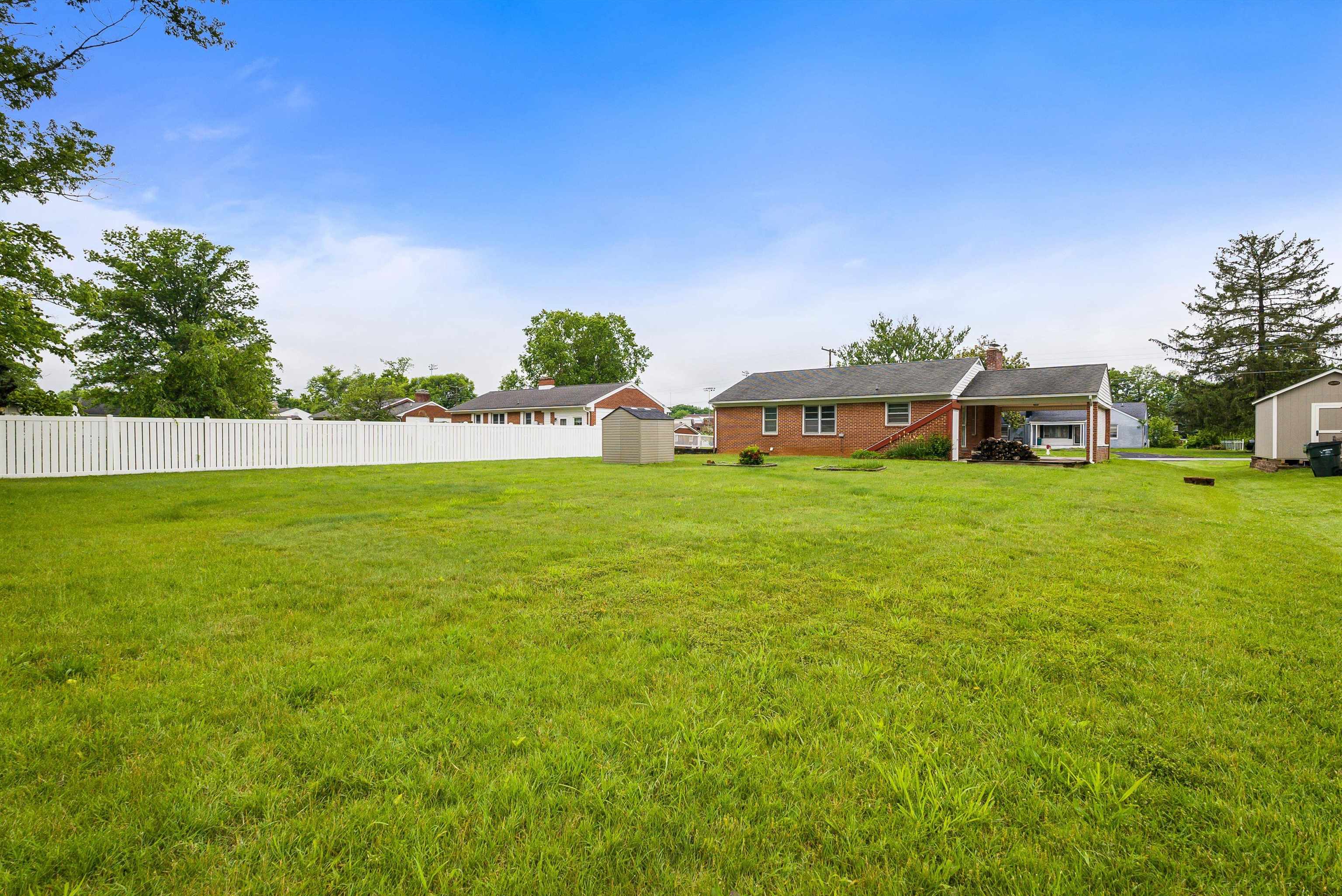 78 STUART AVE