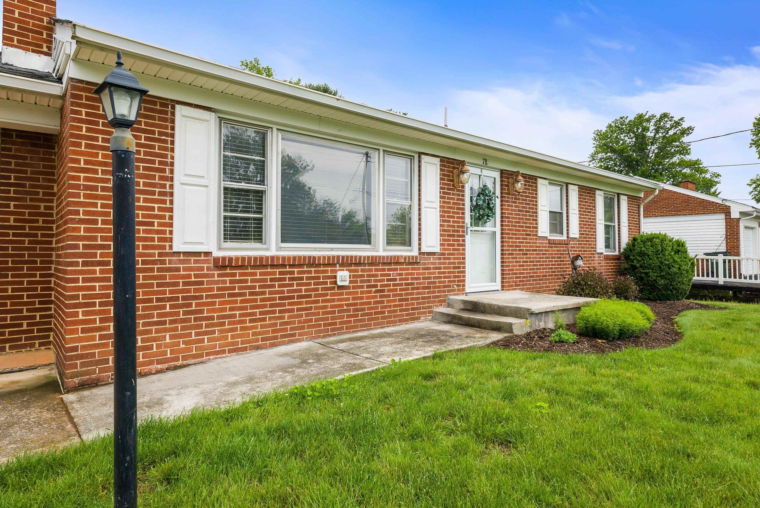 78 STUART AVE