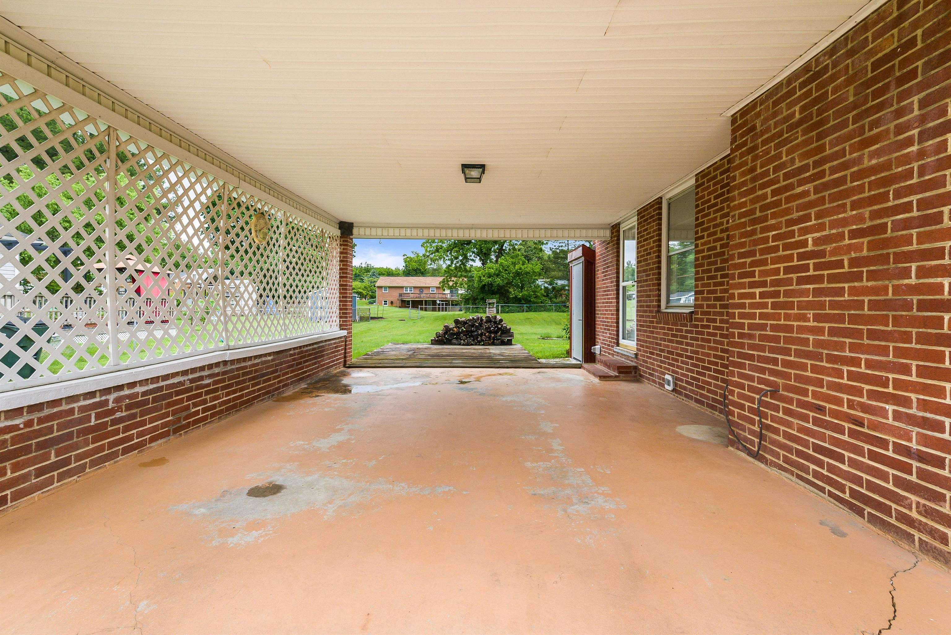 78 STUART AVE