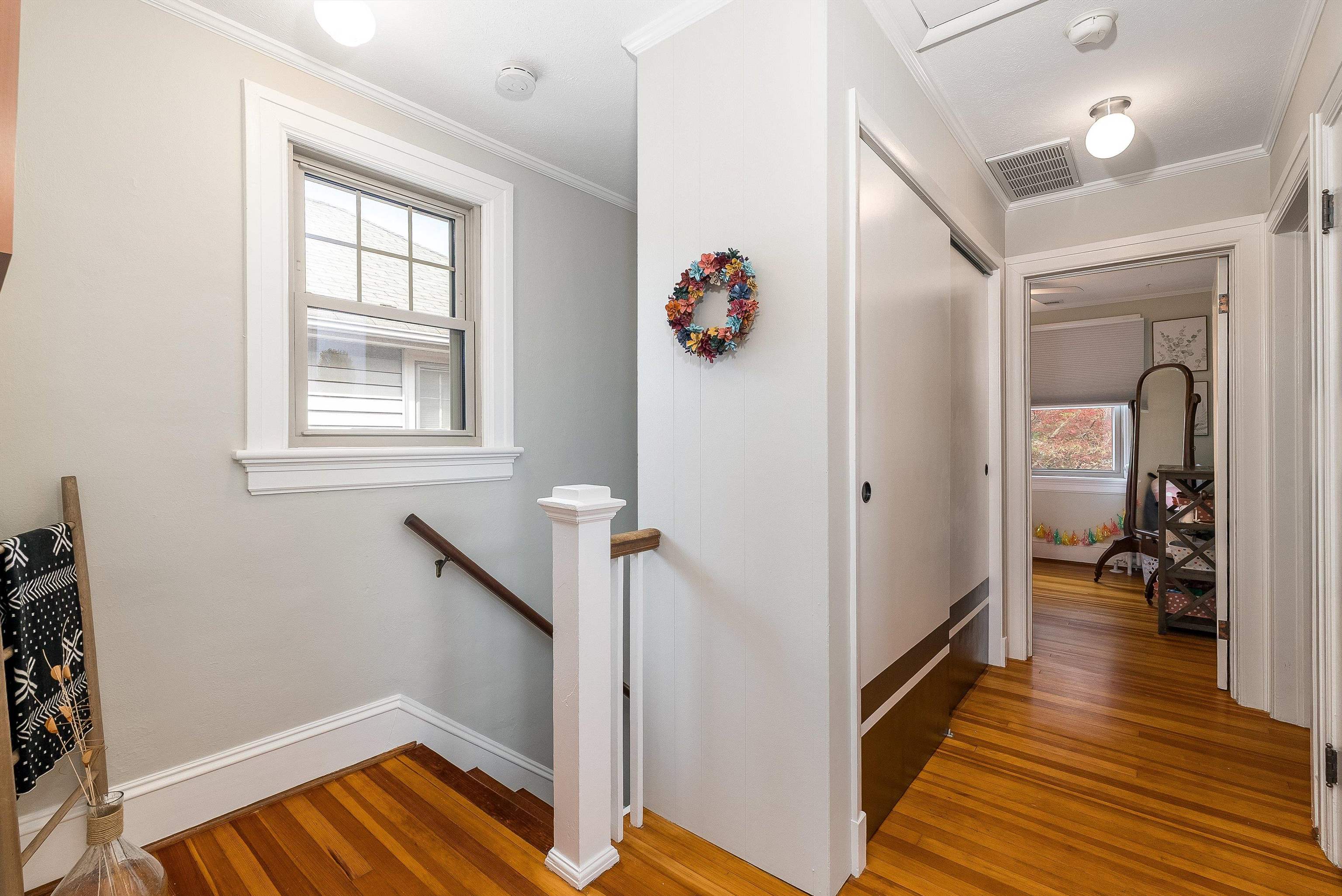 577 CHESTNUT AVE