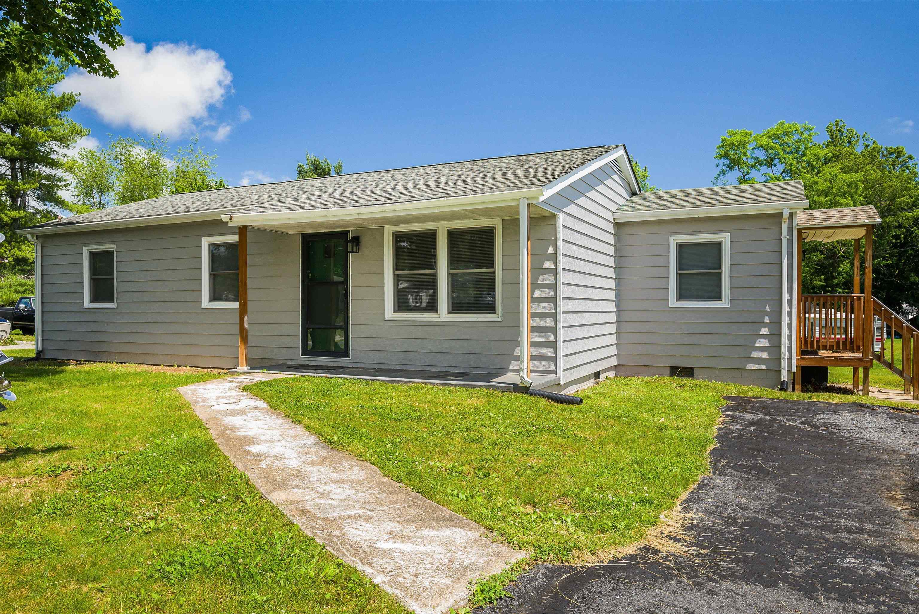 29 CRAWFORD DR