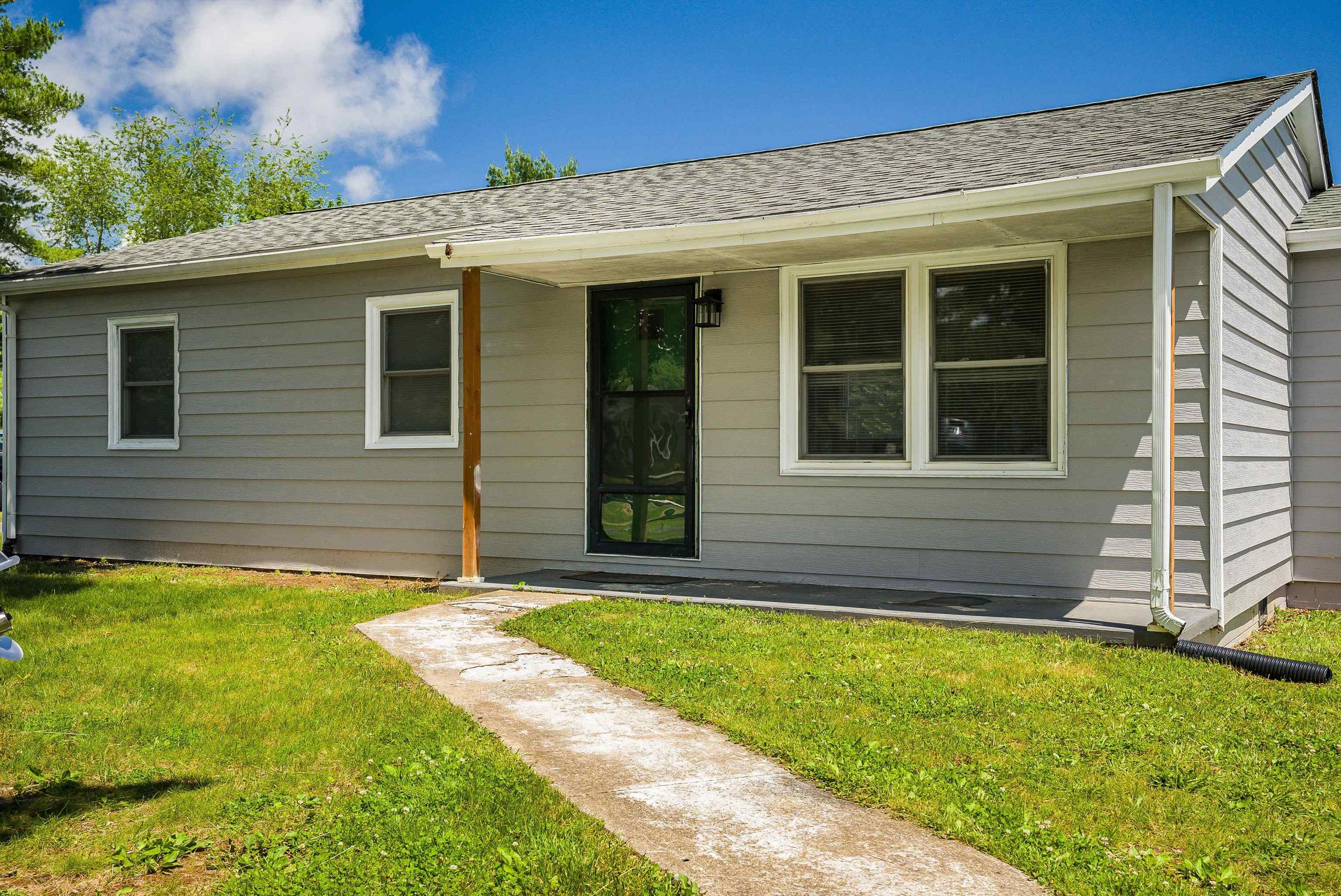 29 CRAWFORD DR