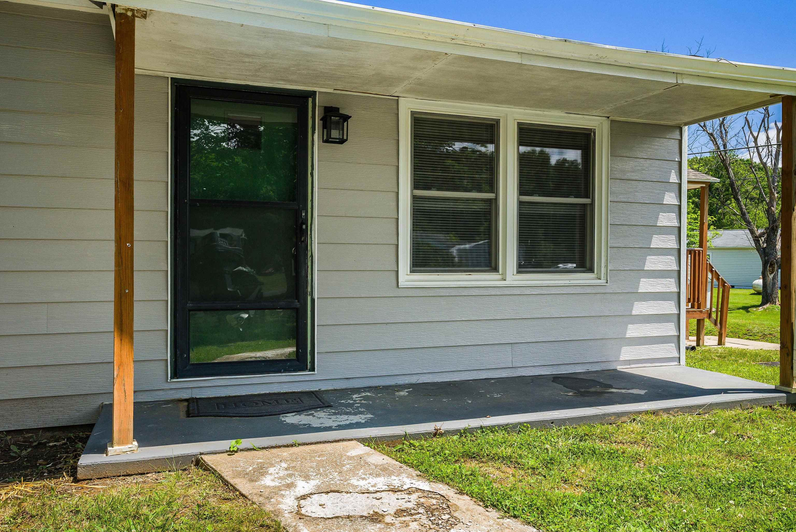 29 CRAWFORD DR