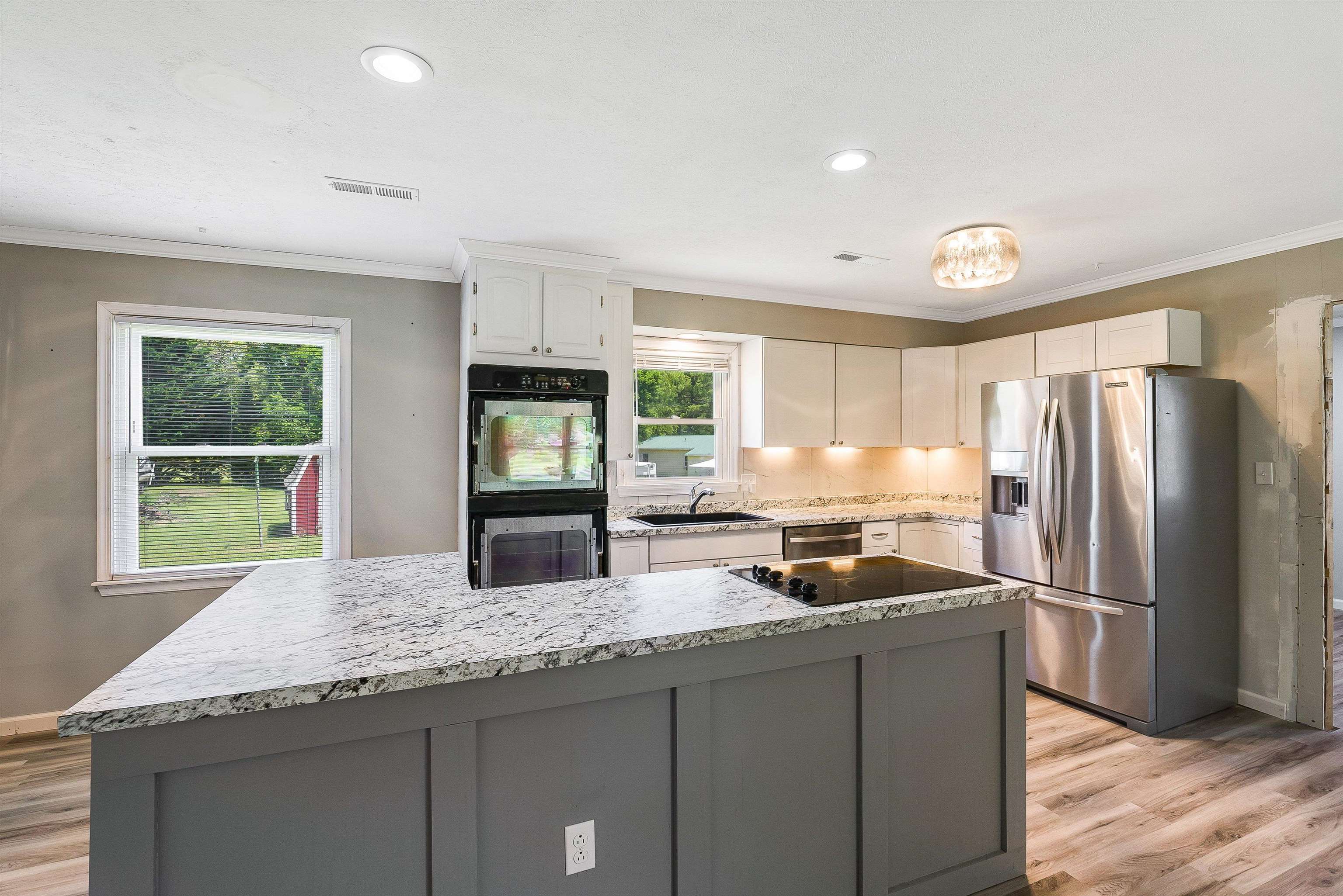 29 CRAWFORD DR