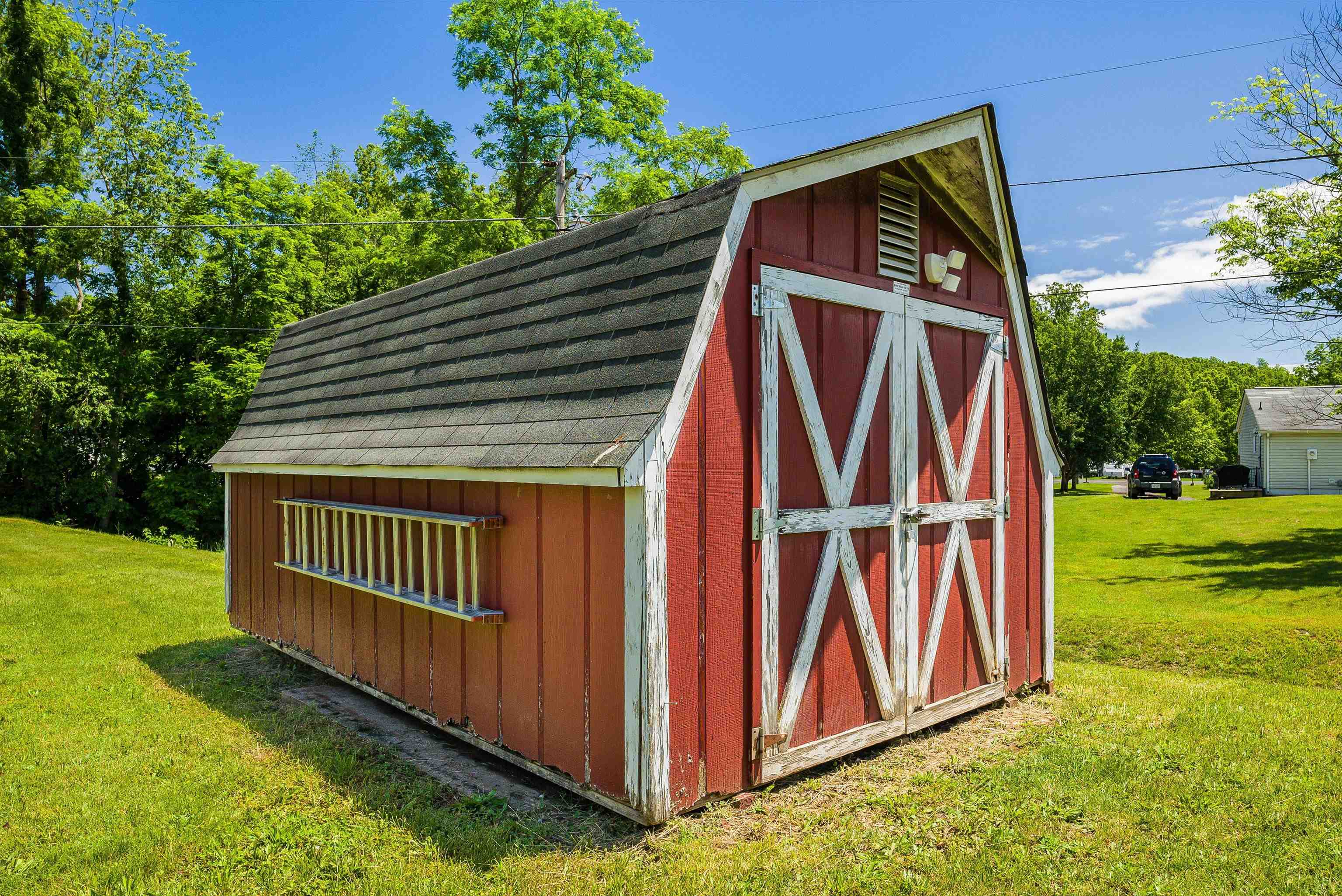 29 CRAWFORD DR