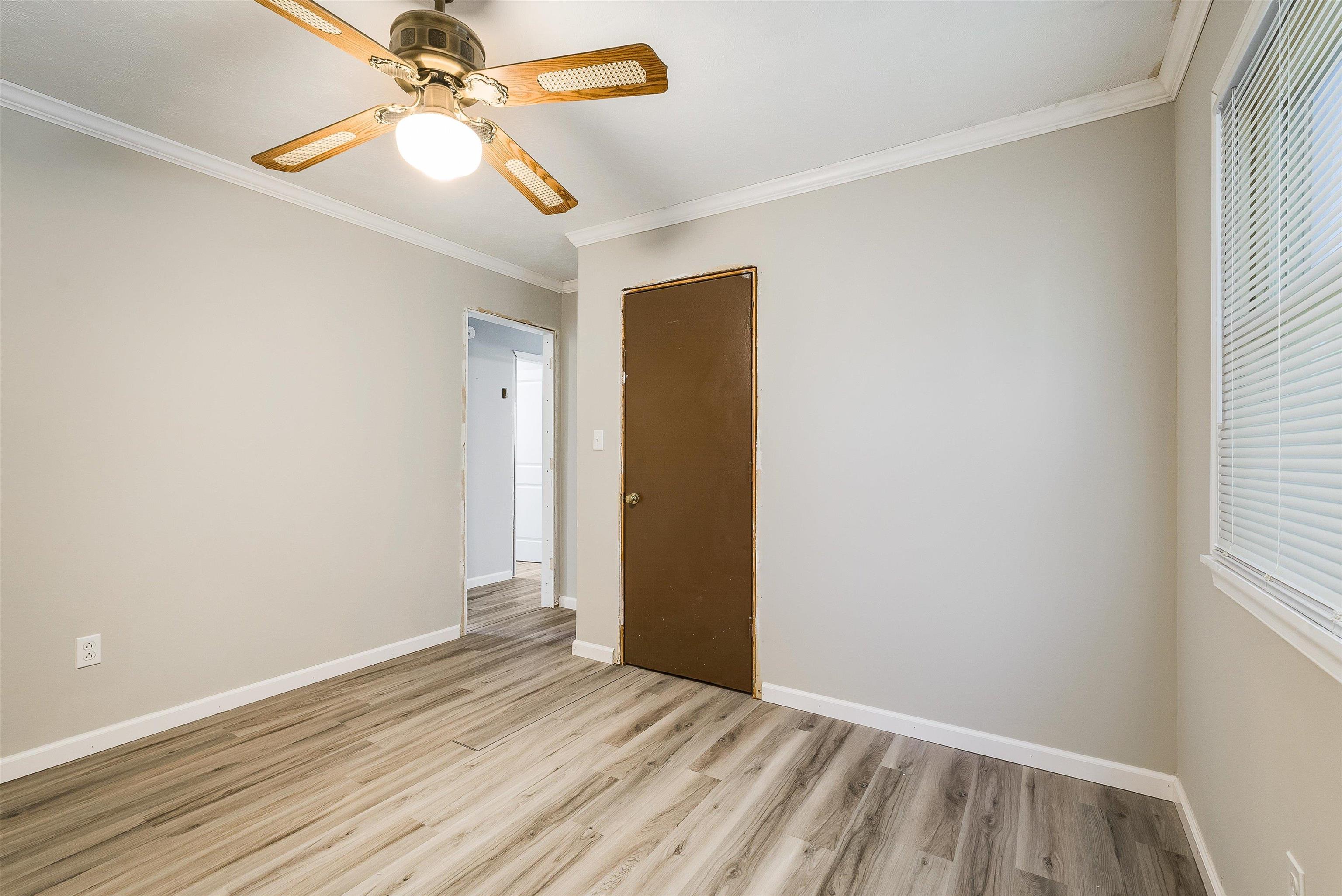 29 CRAWFORD DR