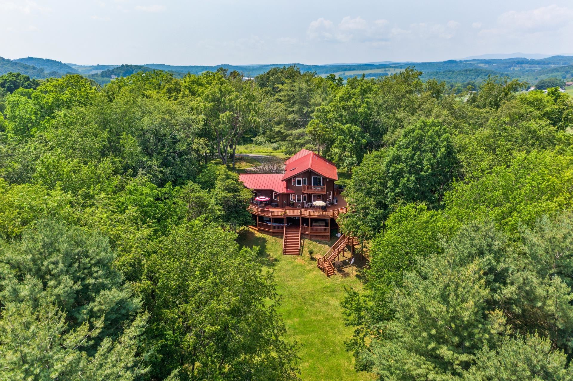 121 PENNY LN