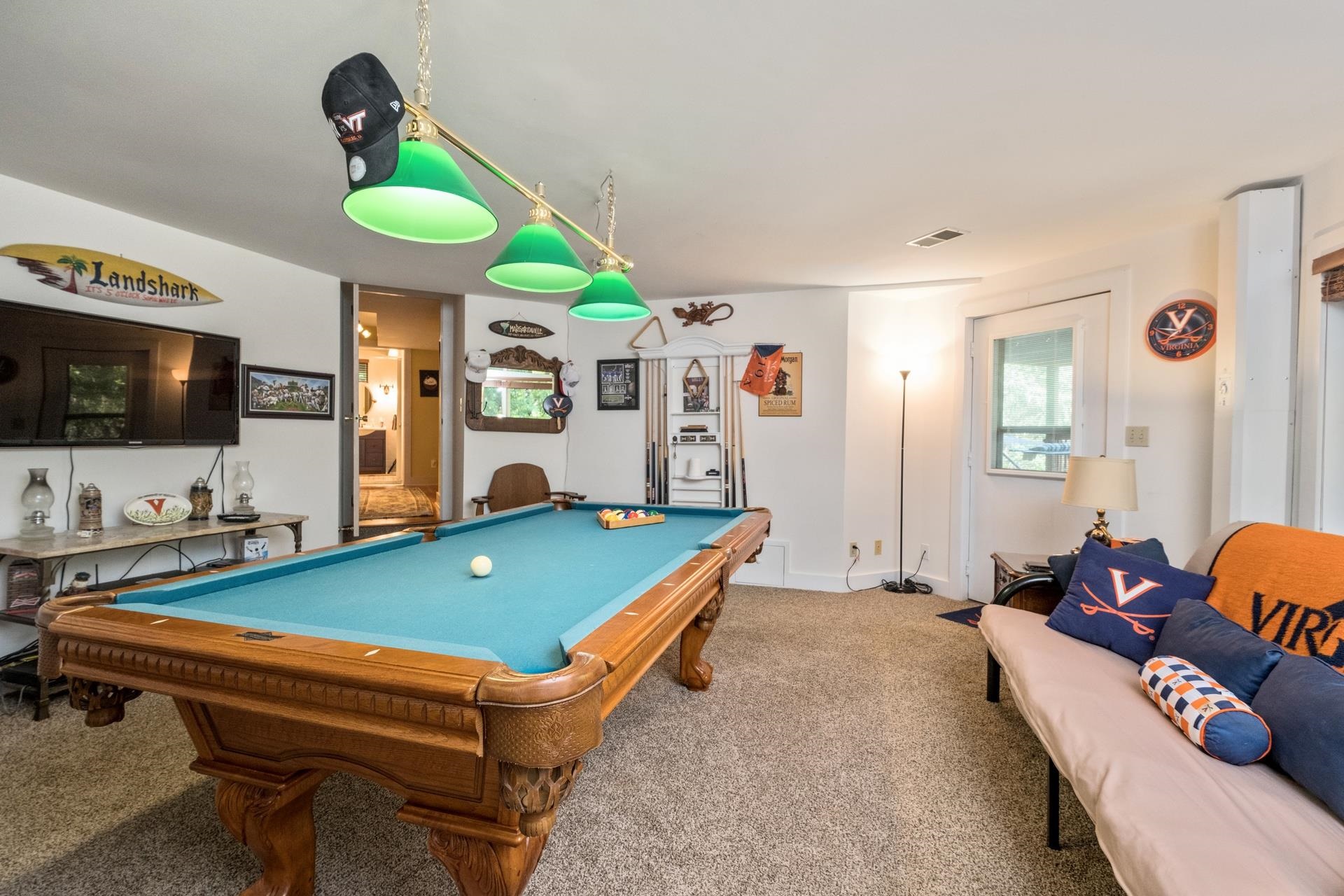 121 PENNY LN