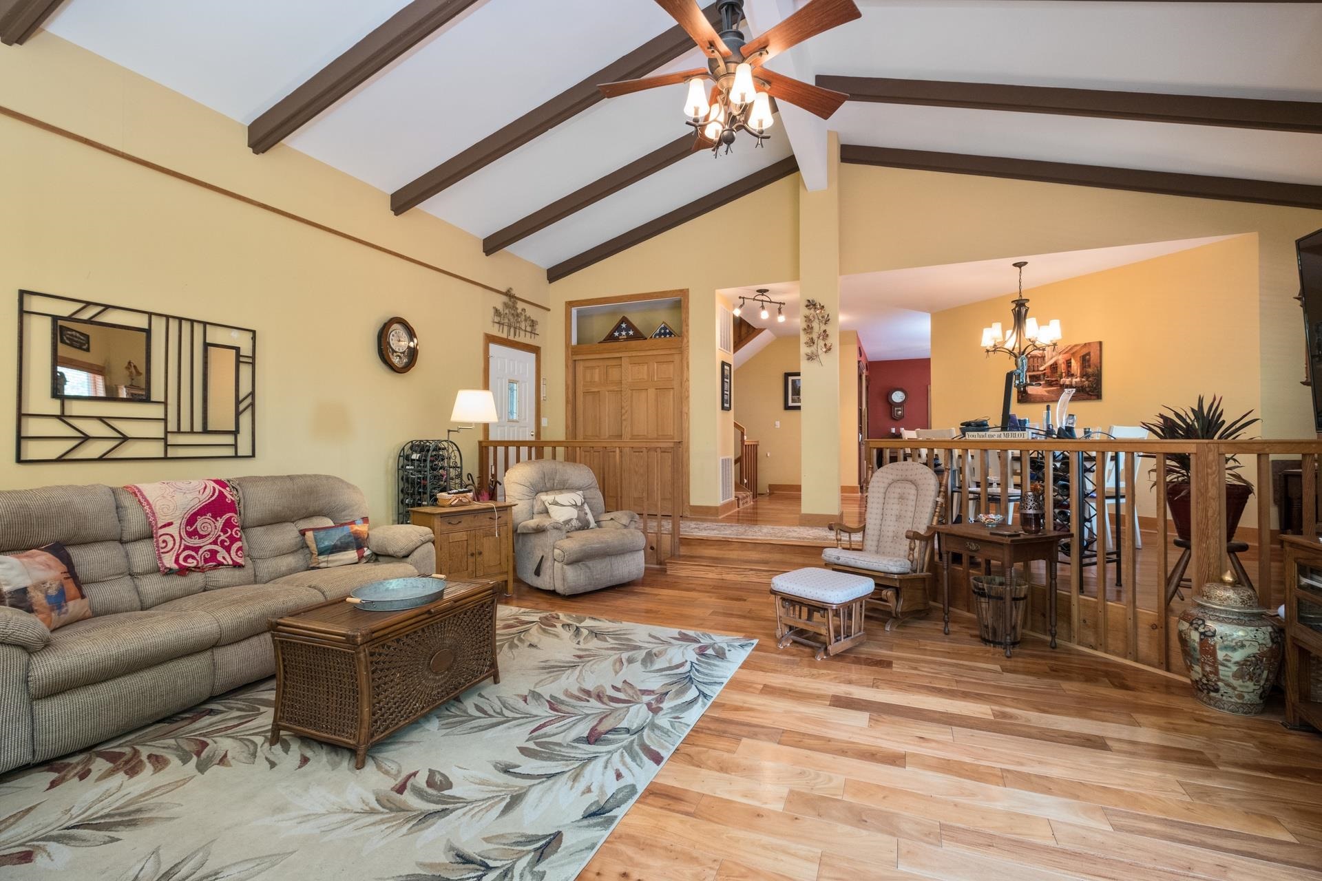 121 PENNY LN