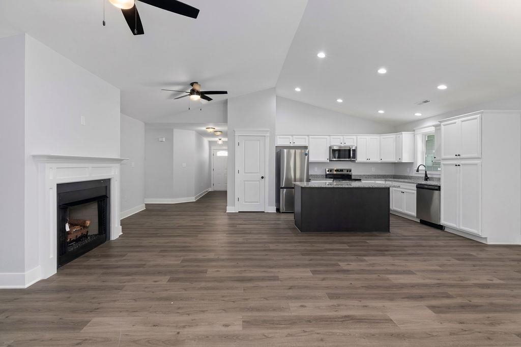 181 LINDBURGH DR