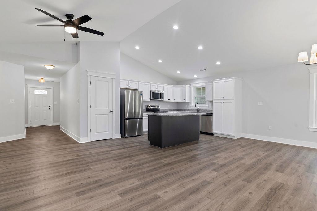 181 LINDBURGH DR
