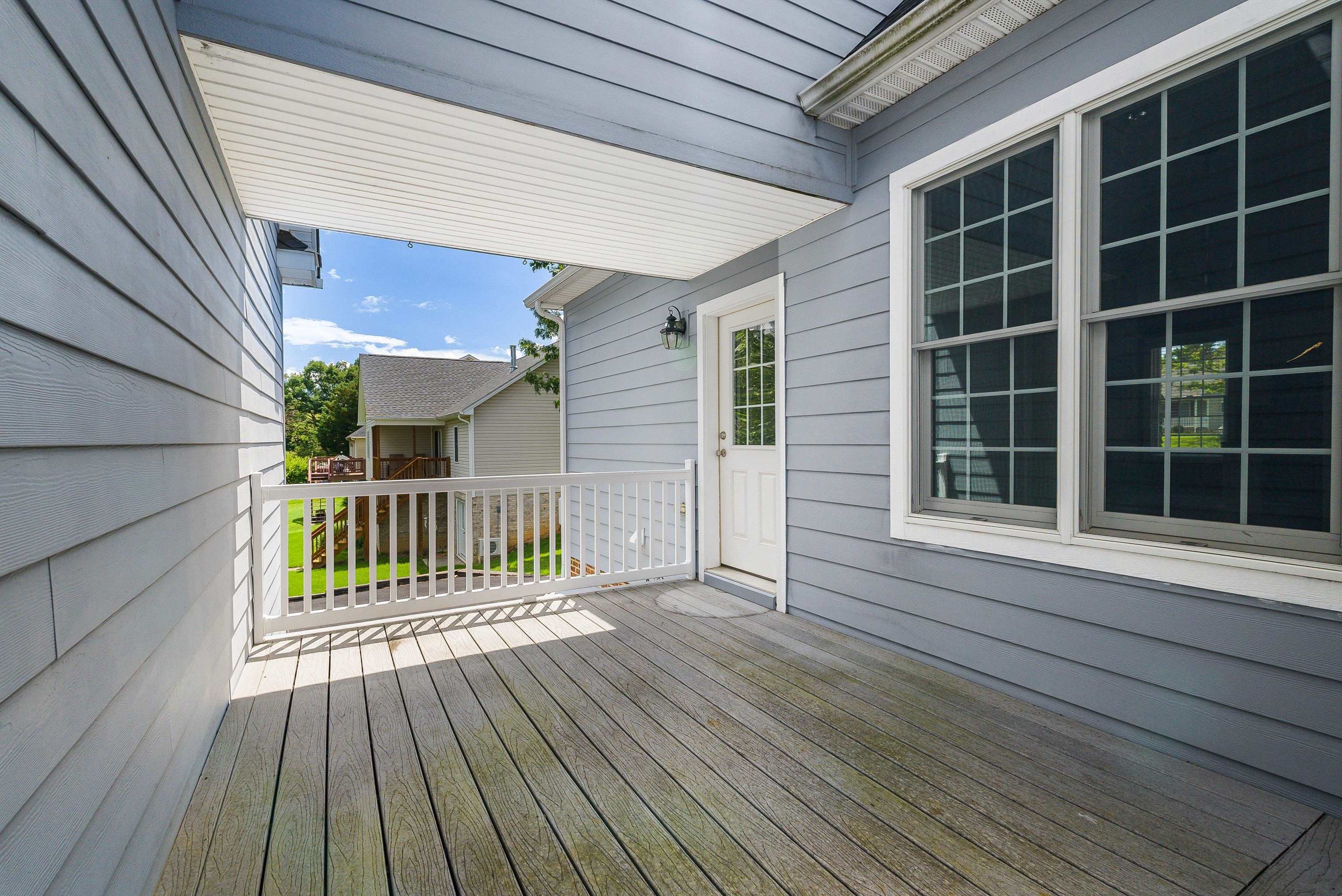 2554 VILLAGE DR