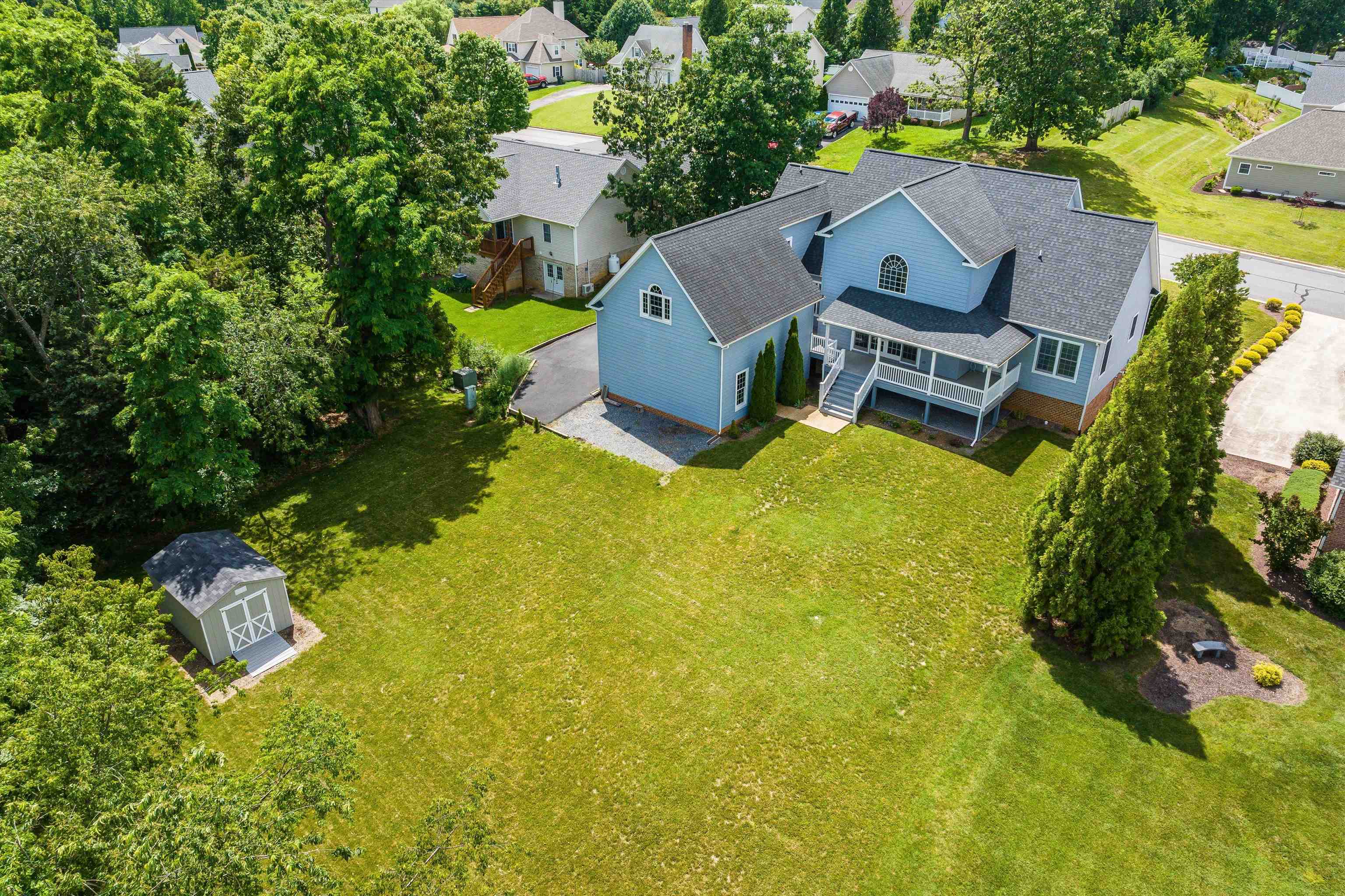 2554 VILLAGE DR