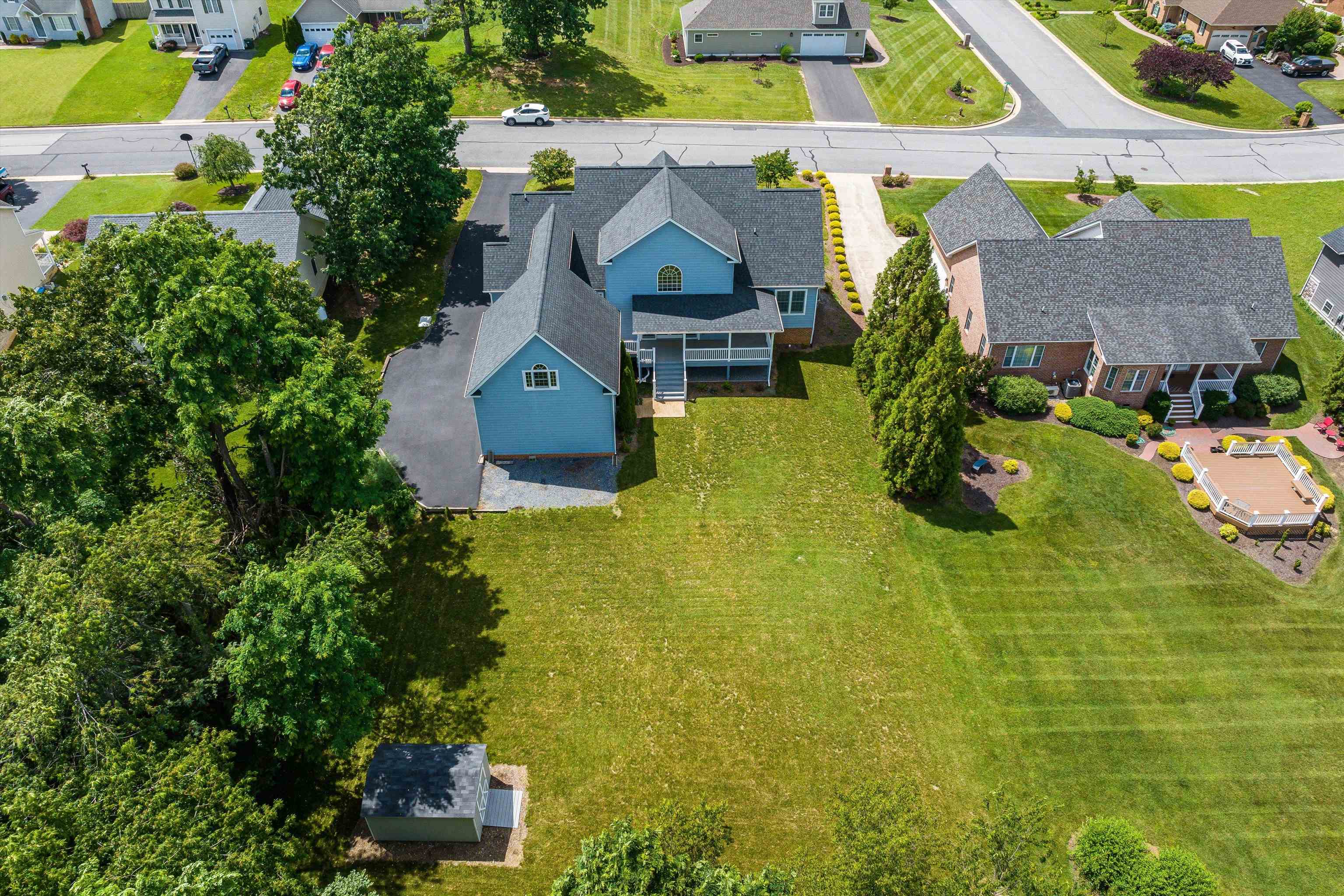 2554 VILLAGE DR