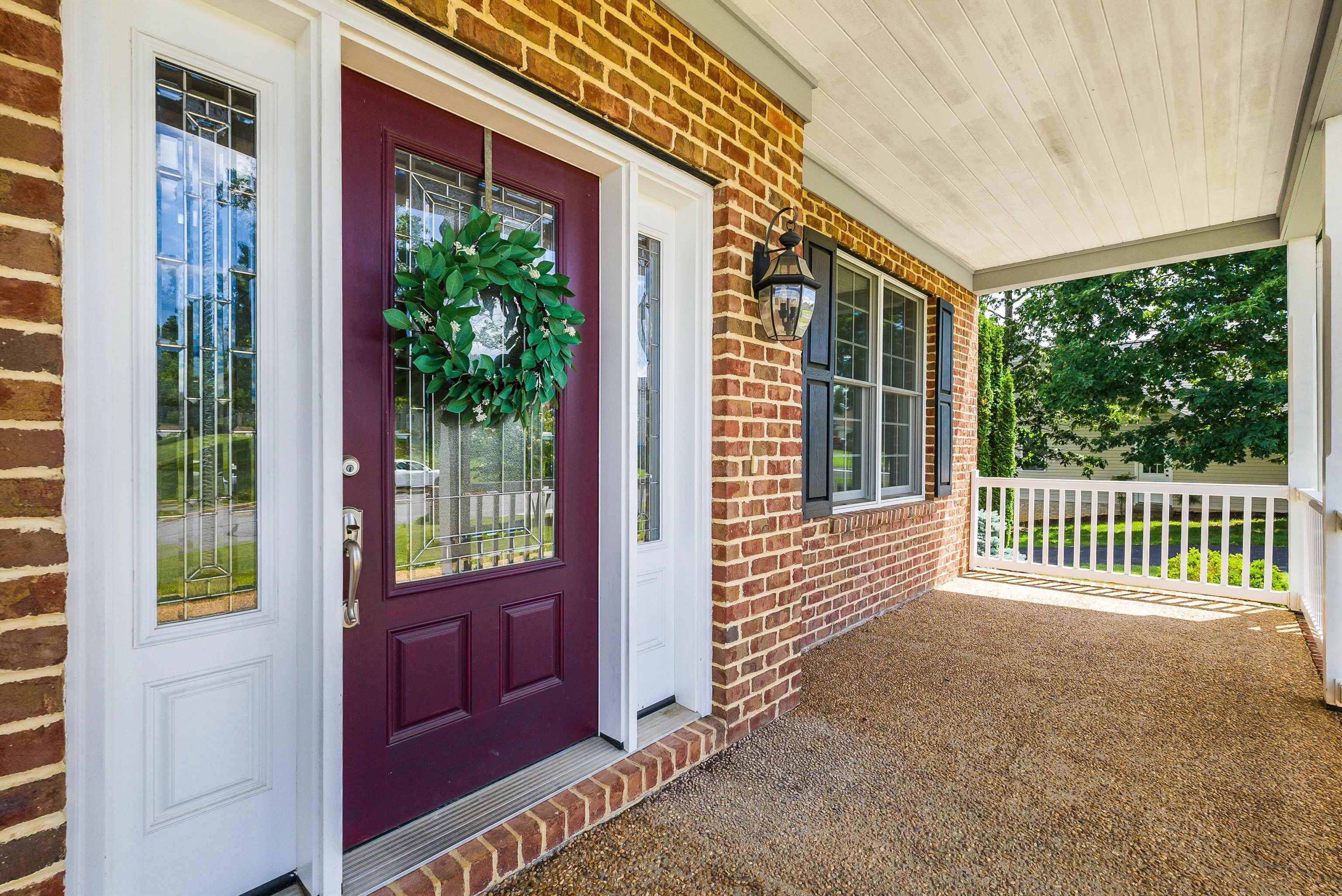 2554 VILLAGE DR
