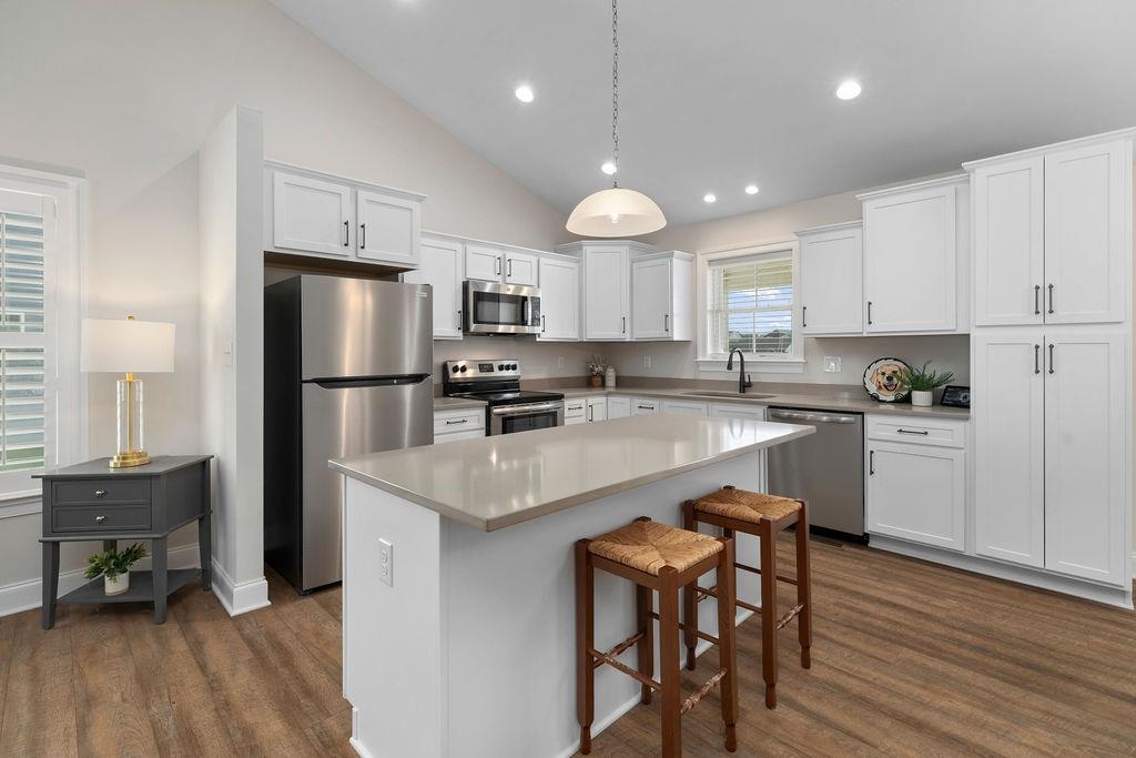 170 LINDBURGH DR