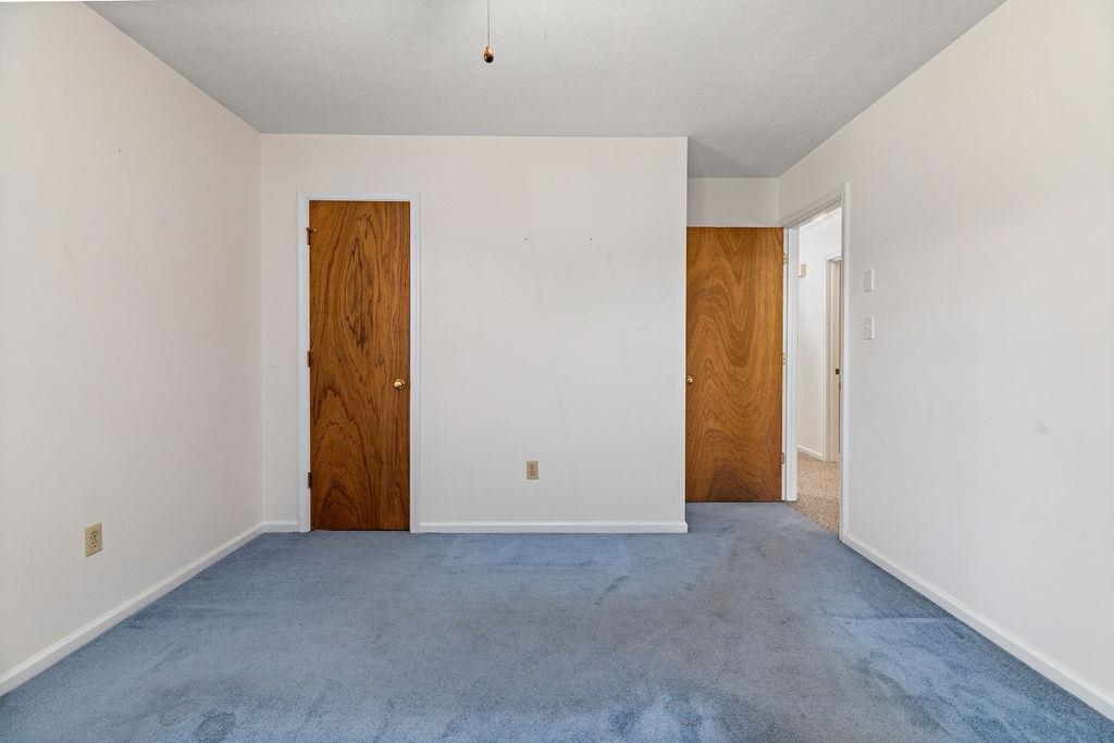 81 EASTGATE DR