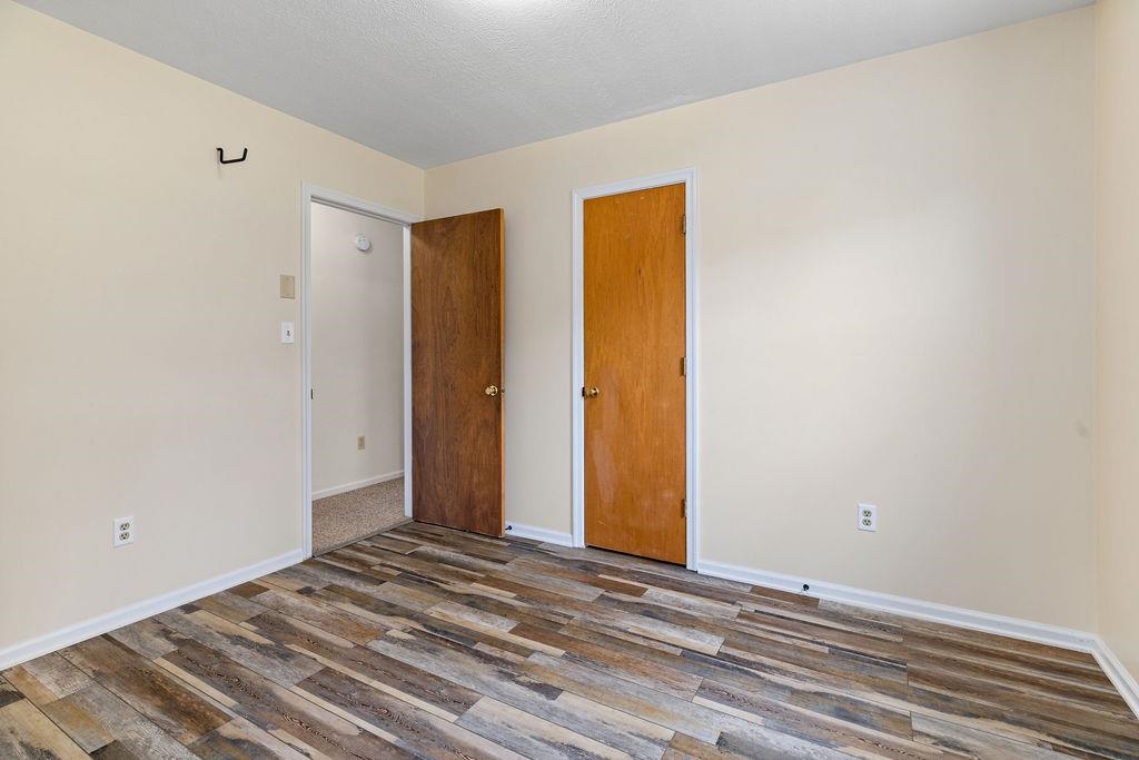 81 EASTGATE DR