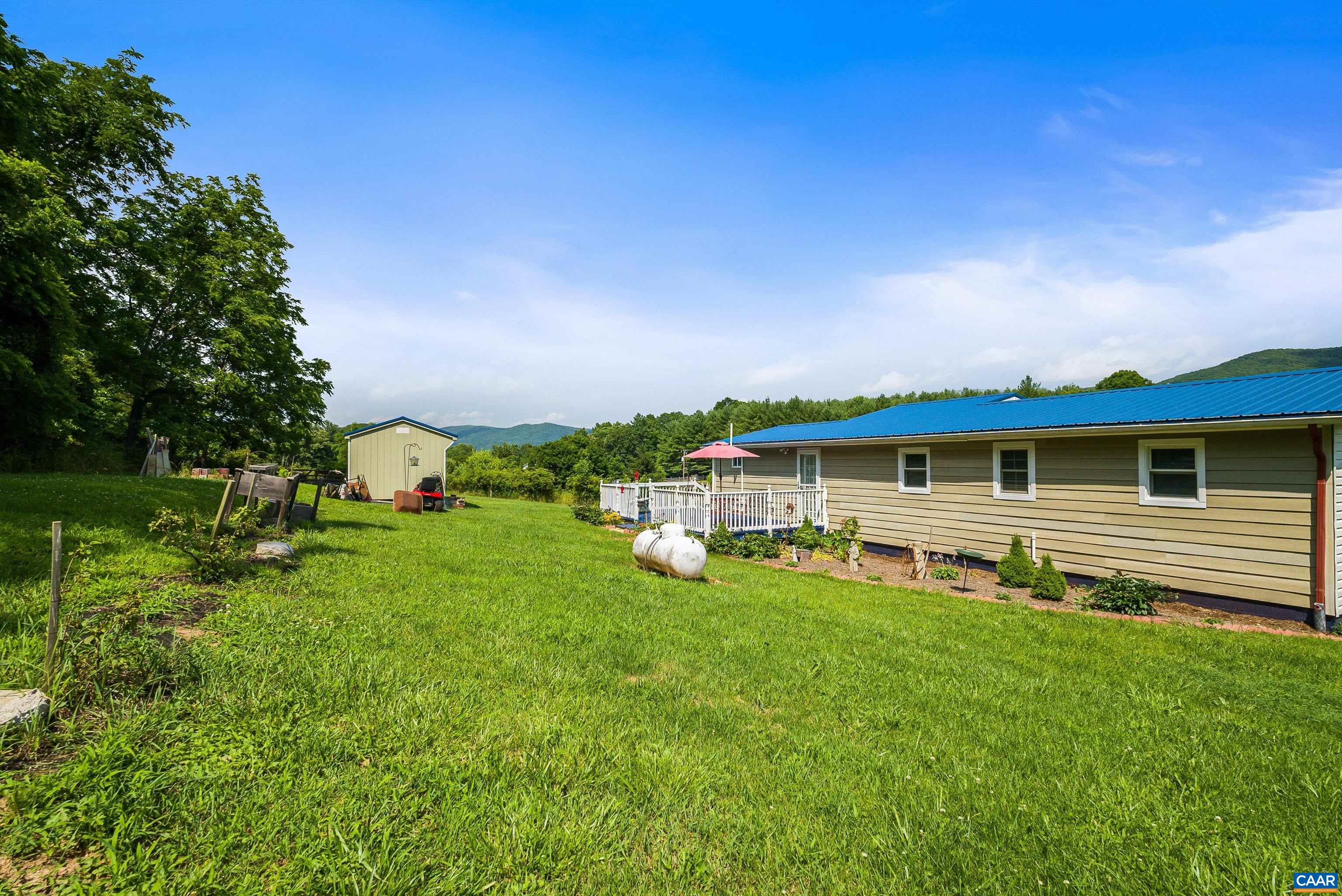 185 ESTALINE VALLEY RD