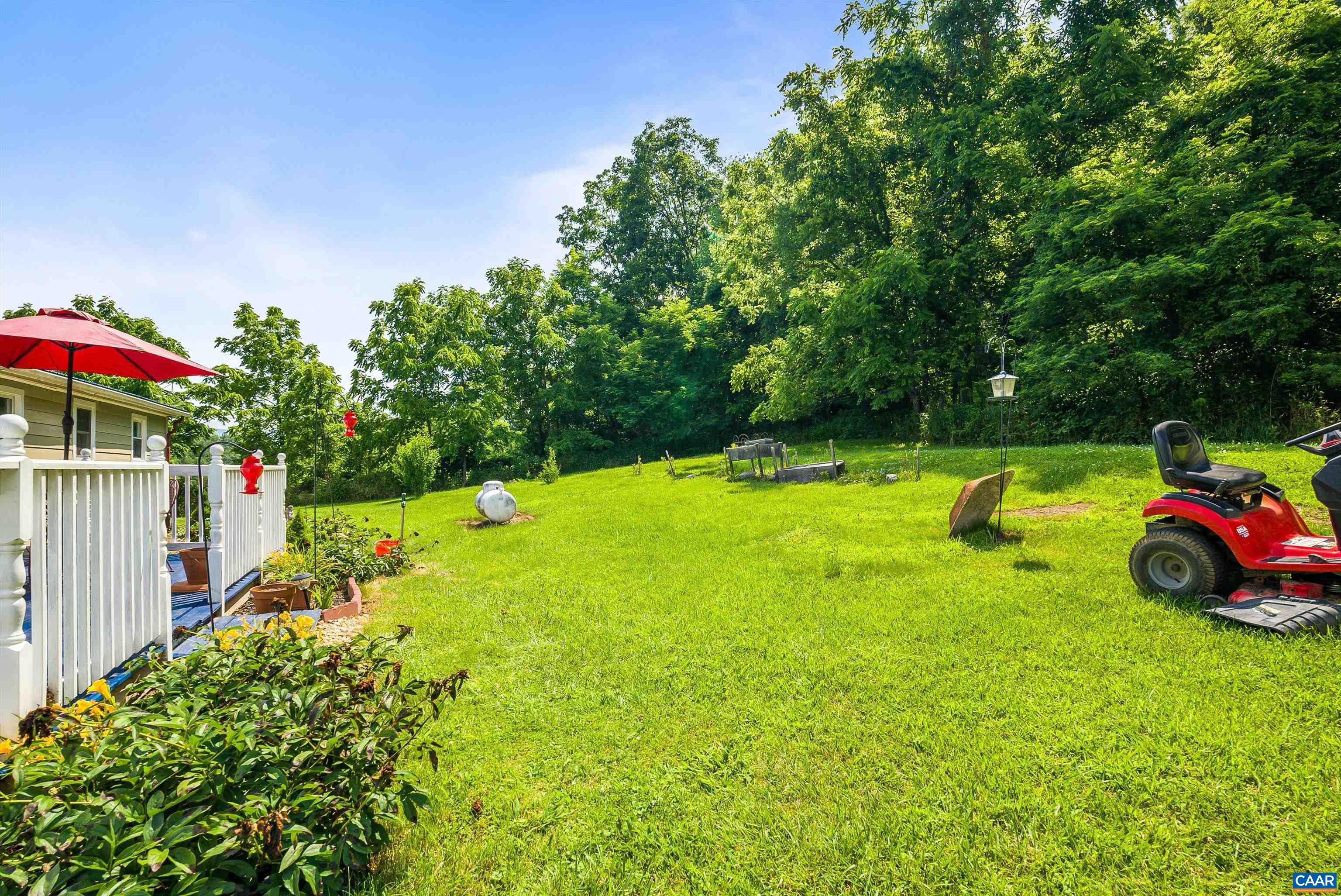 185 ESTALINE VALLEY RD