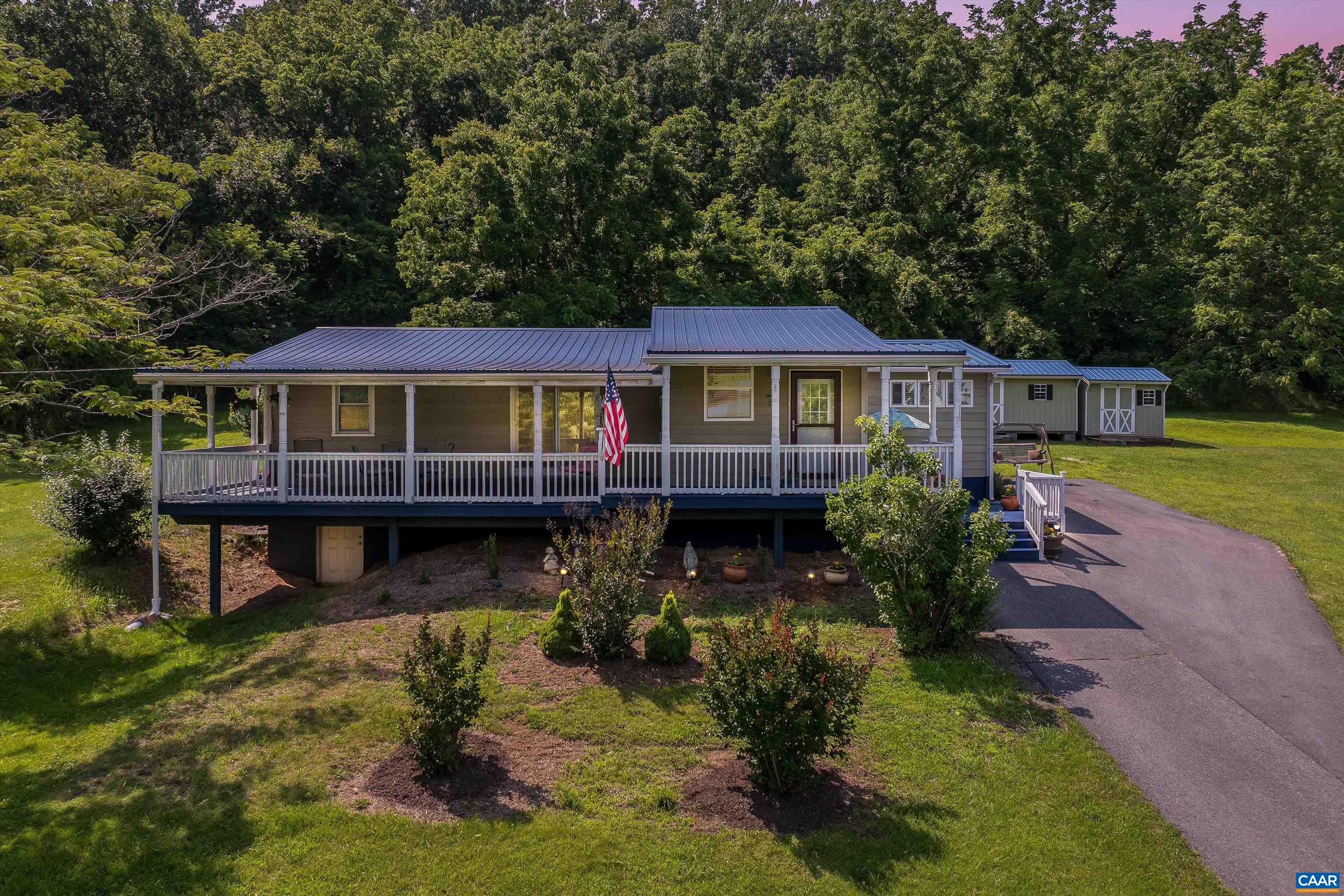 185 ESTALINE VALLEY RD