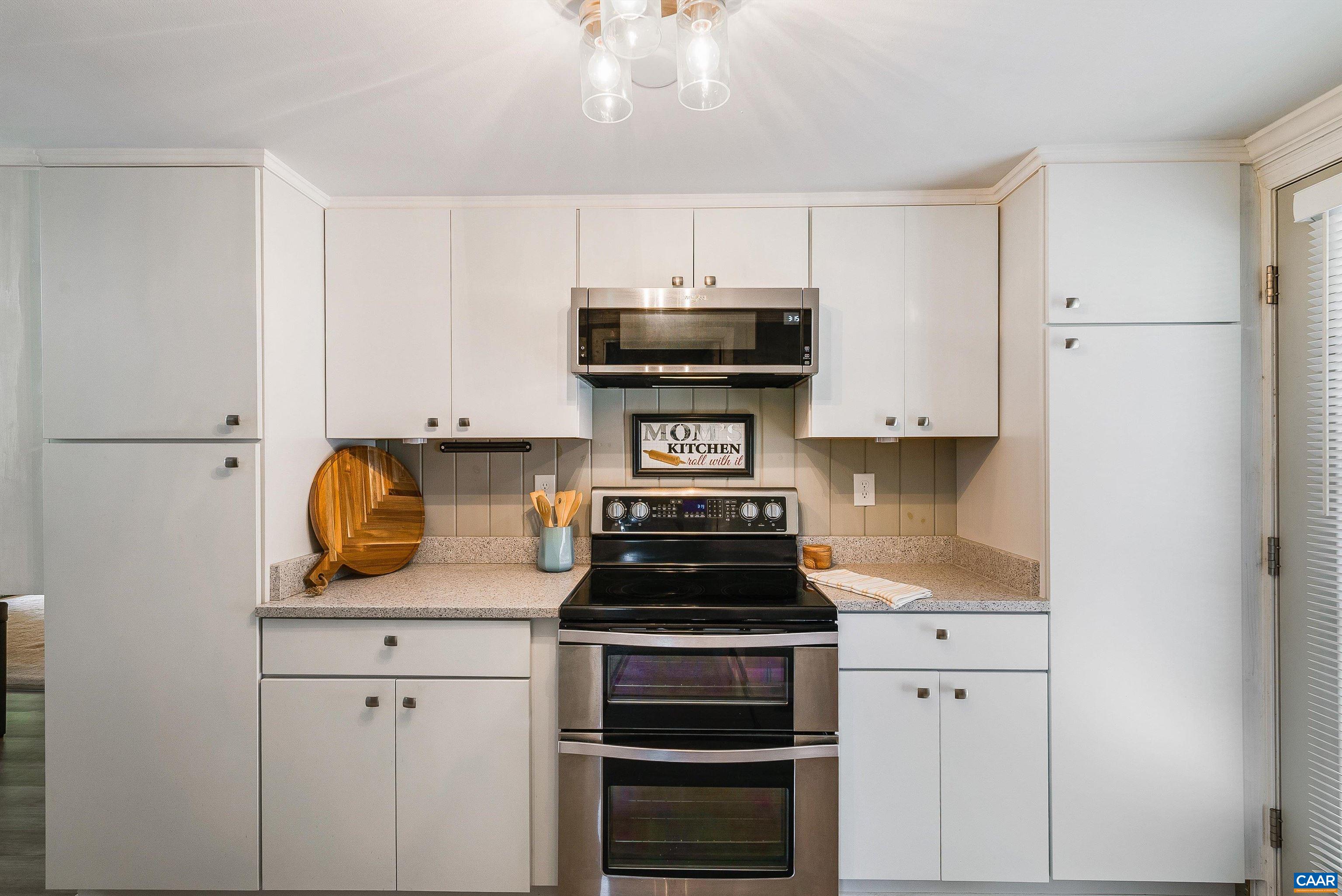 185 ESTALINE VALLEY RD
