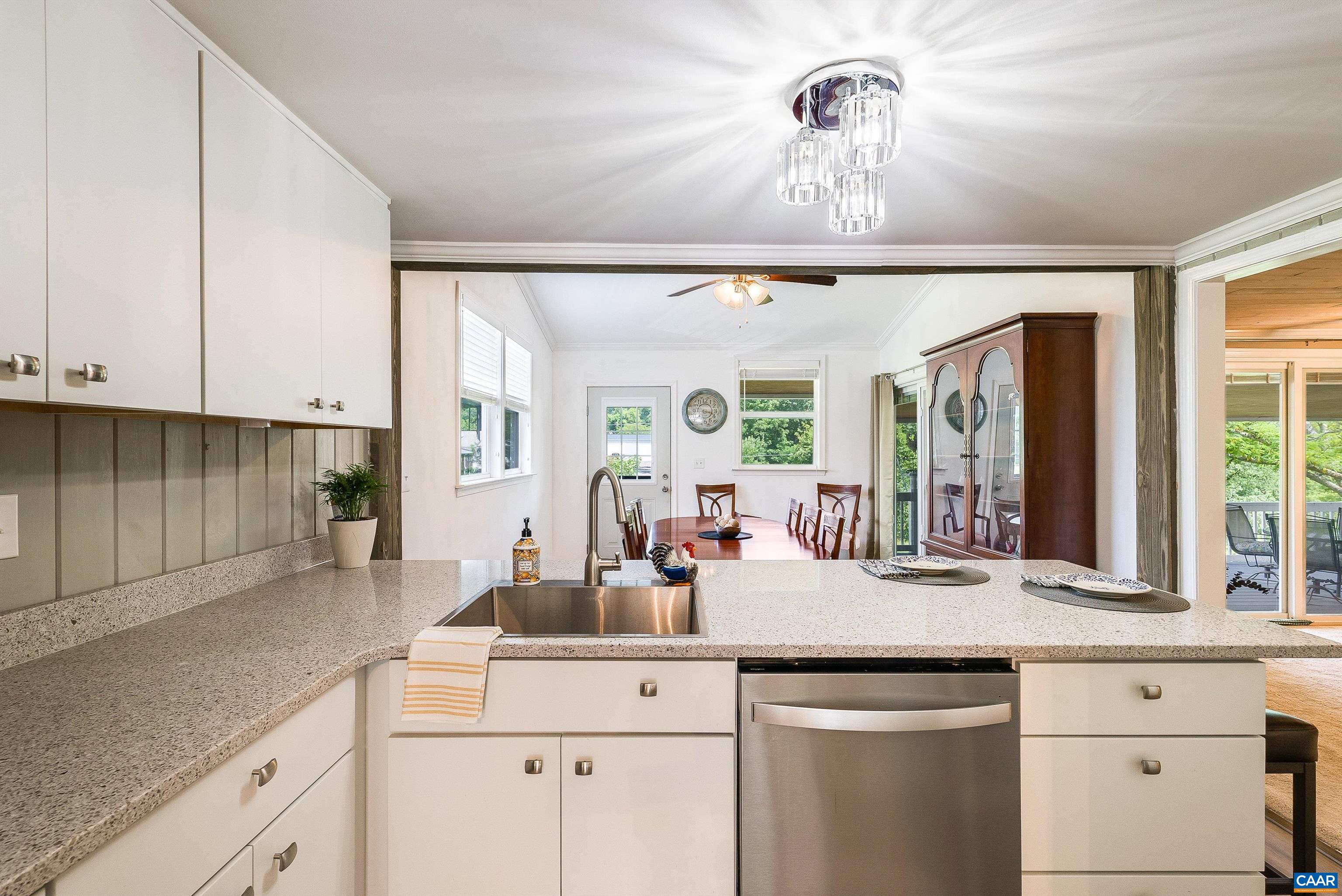 185 ESTALINE VALLEY RD