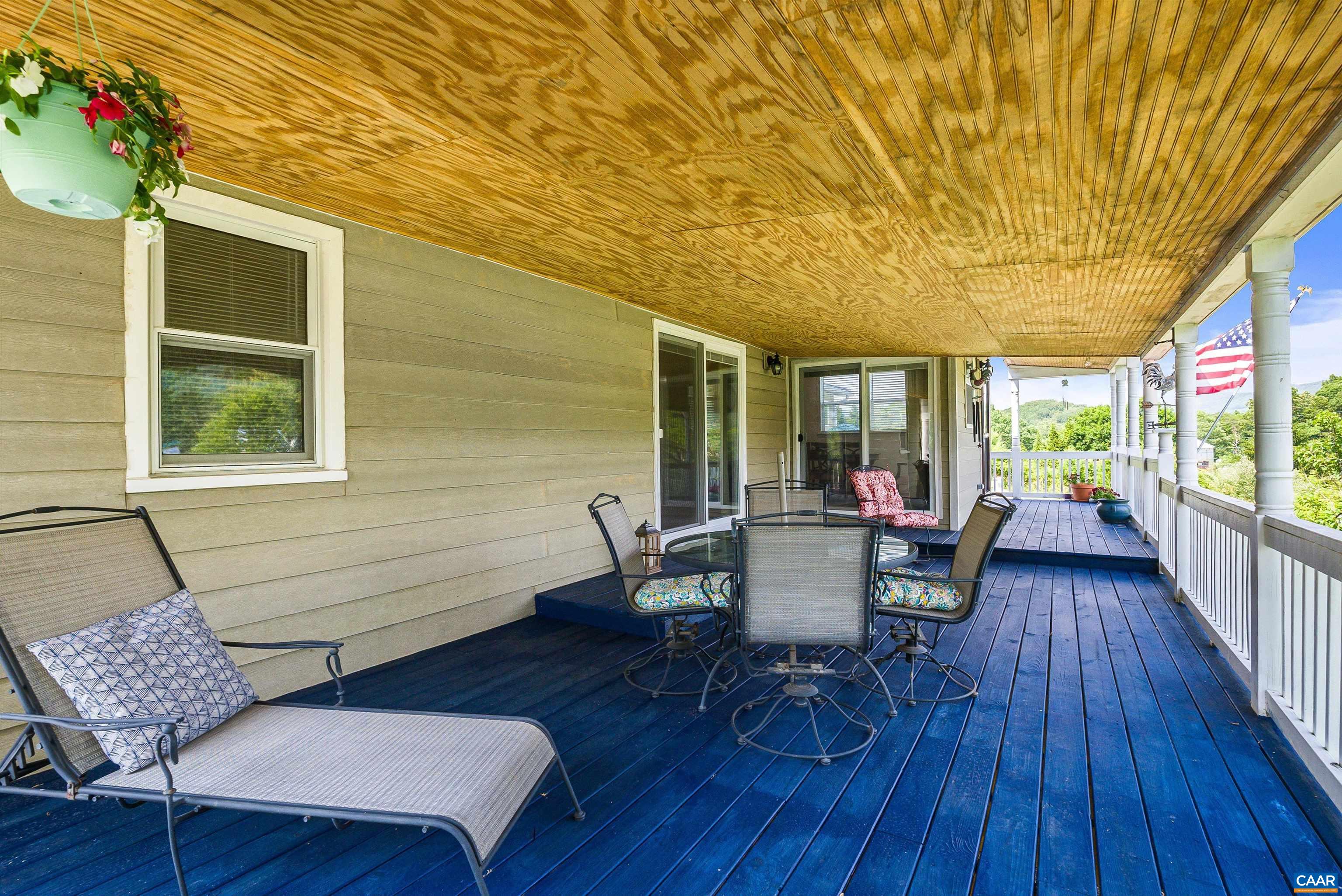 185 ESTALINE VALLEY RD