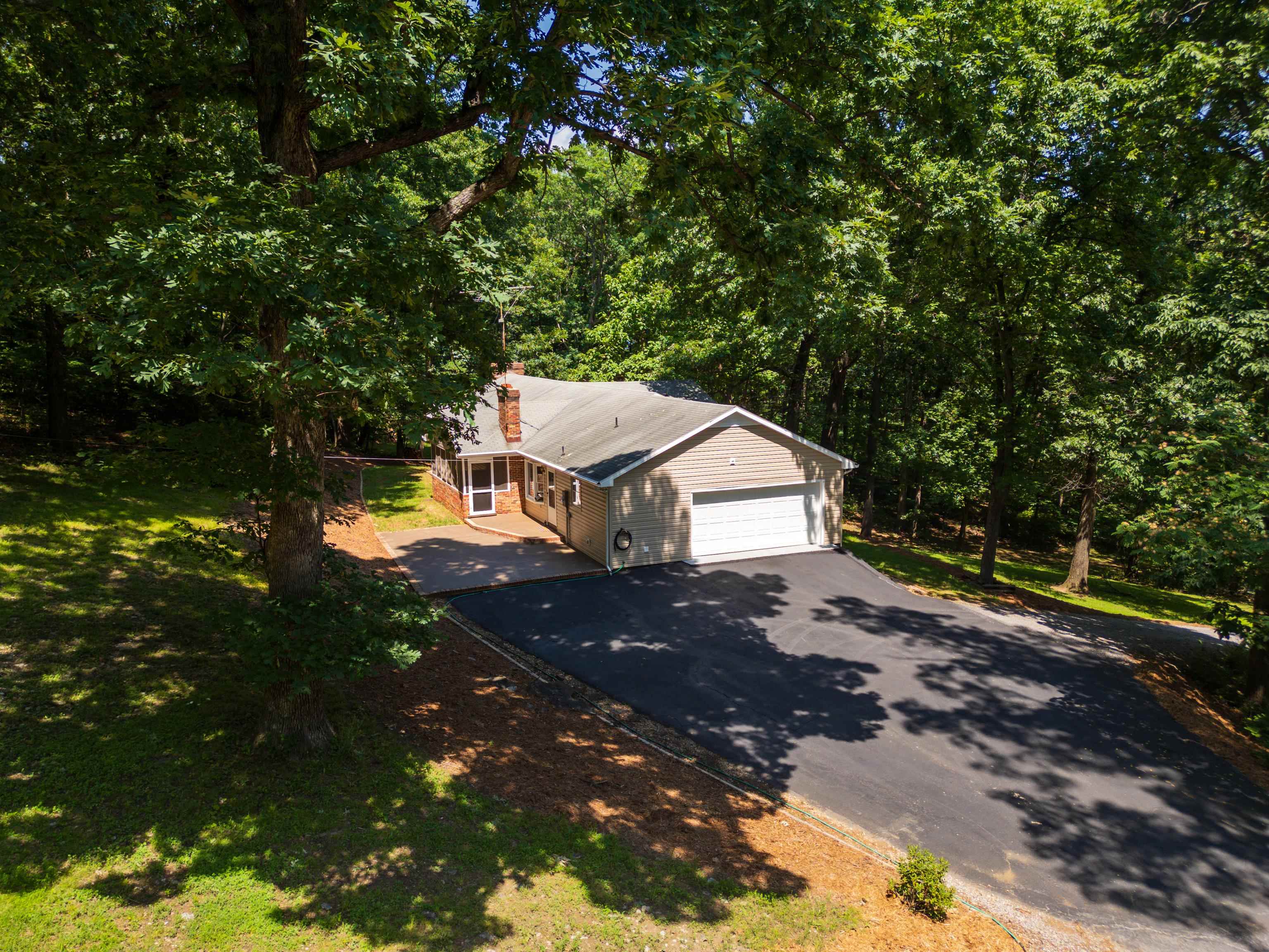 2035 LEE JACKSON HWY