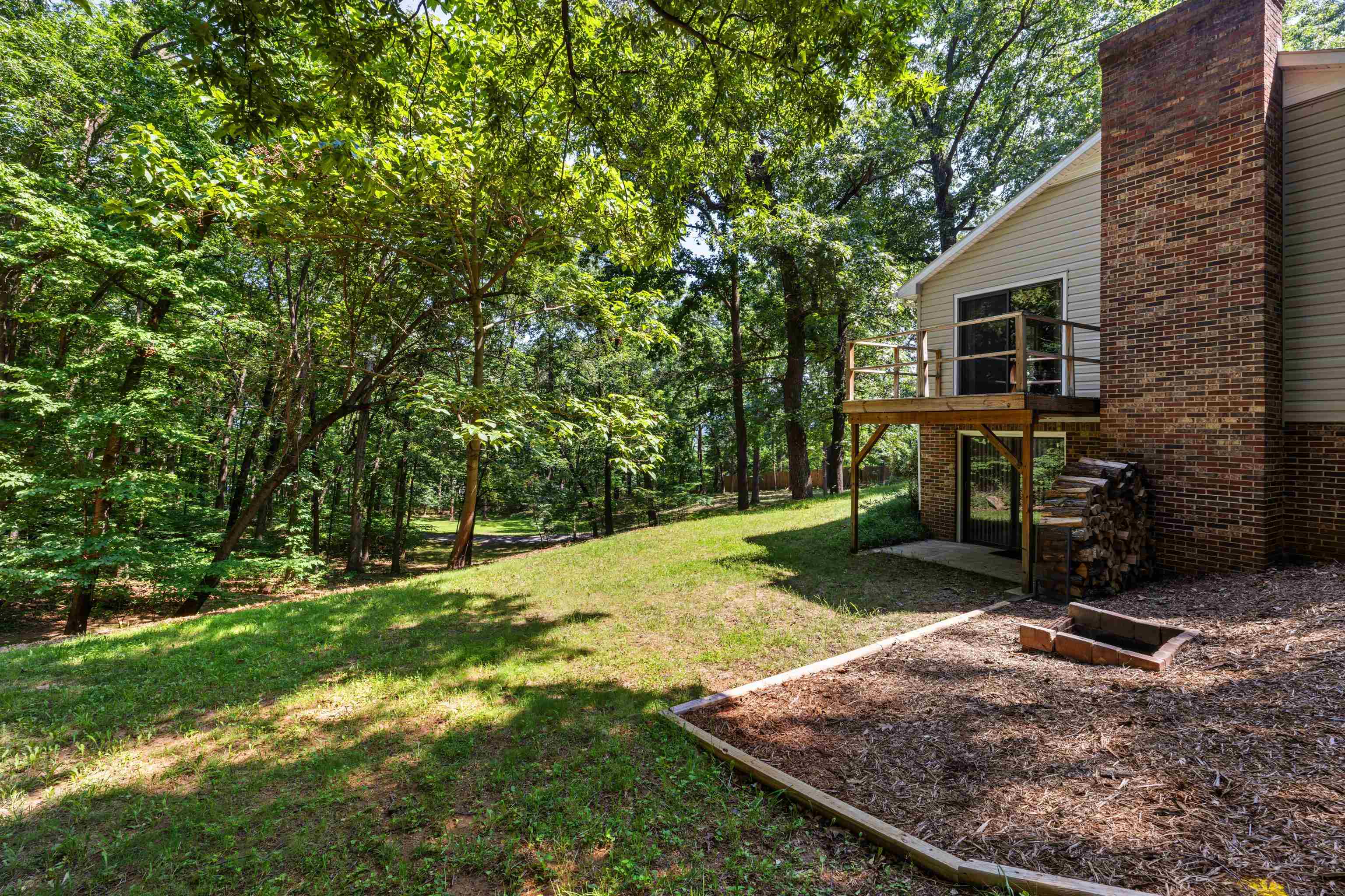 2035 LEE JACKSON HWY