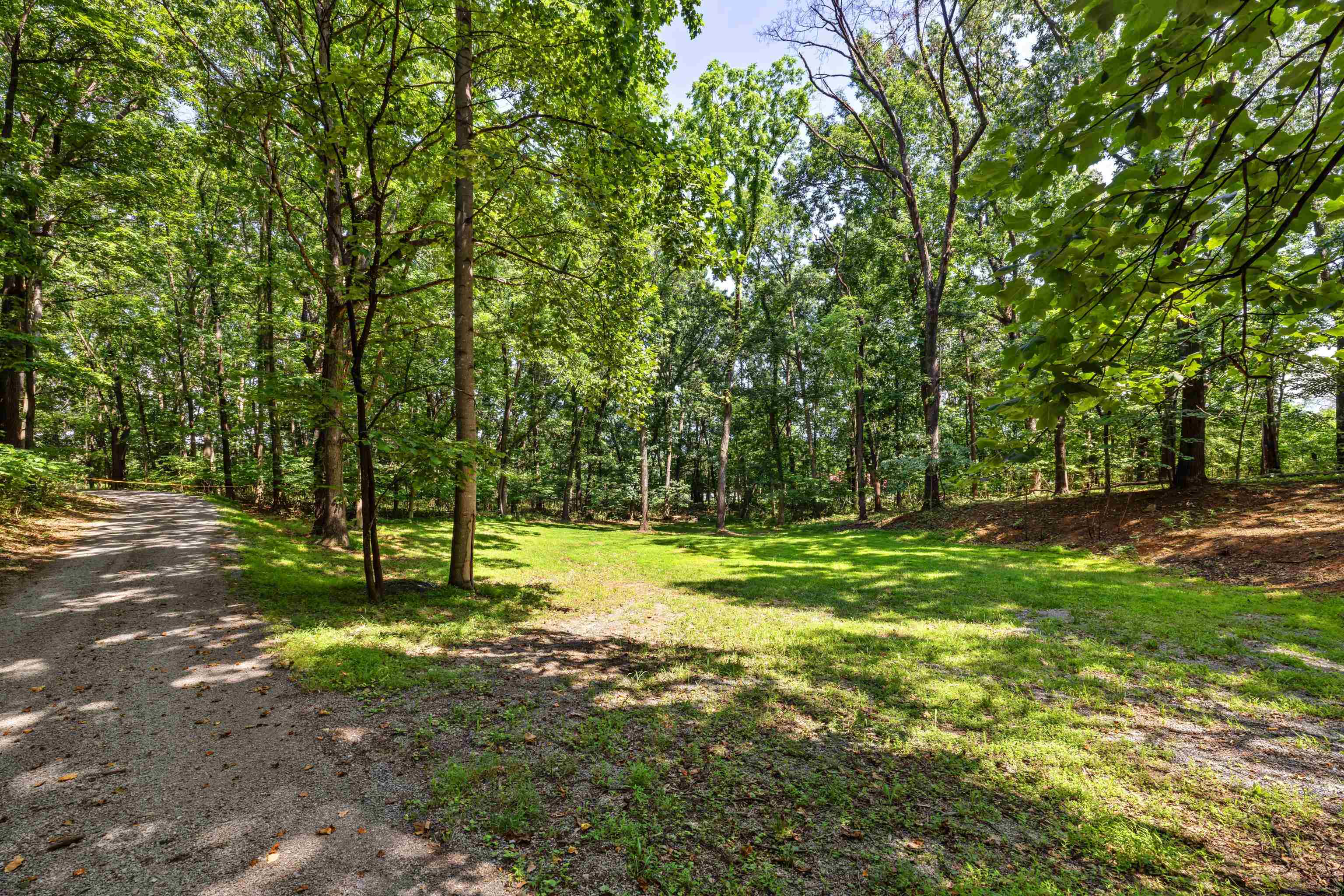 2035 LEE JACKSON HWY