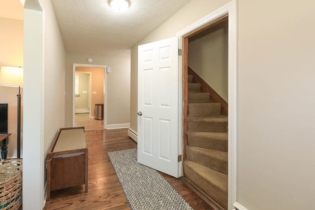 1625 W MAIN ST
