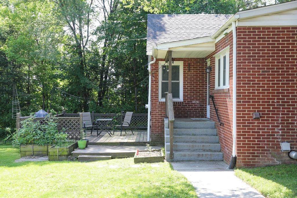 1625 W MAIN ST