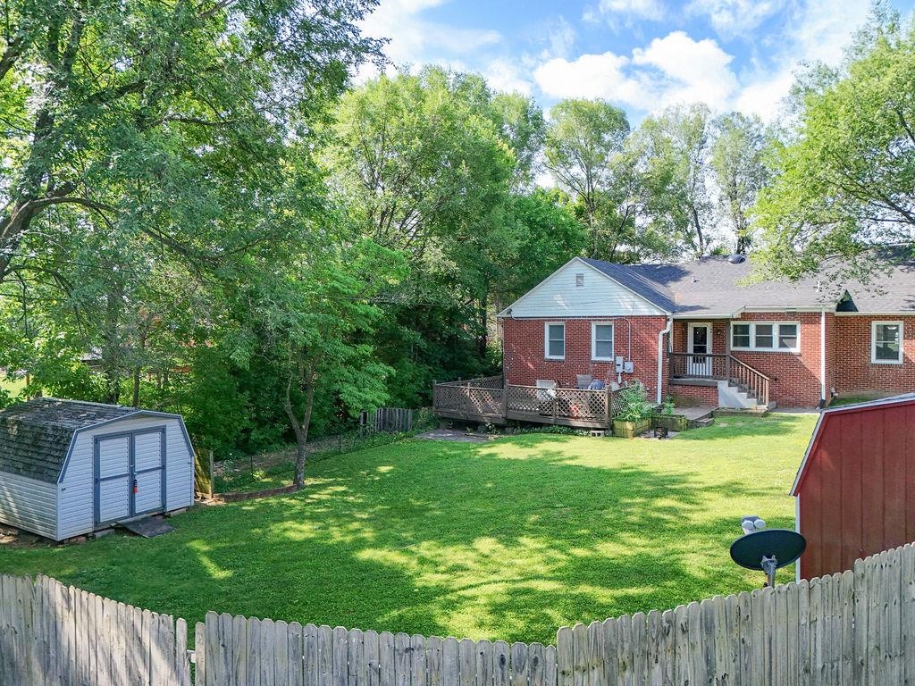 1625 W MAIN ST