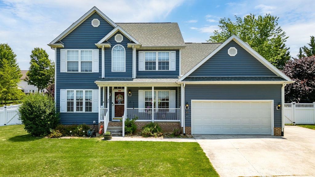 30 BEATRICE CT