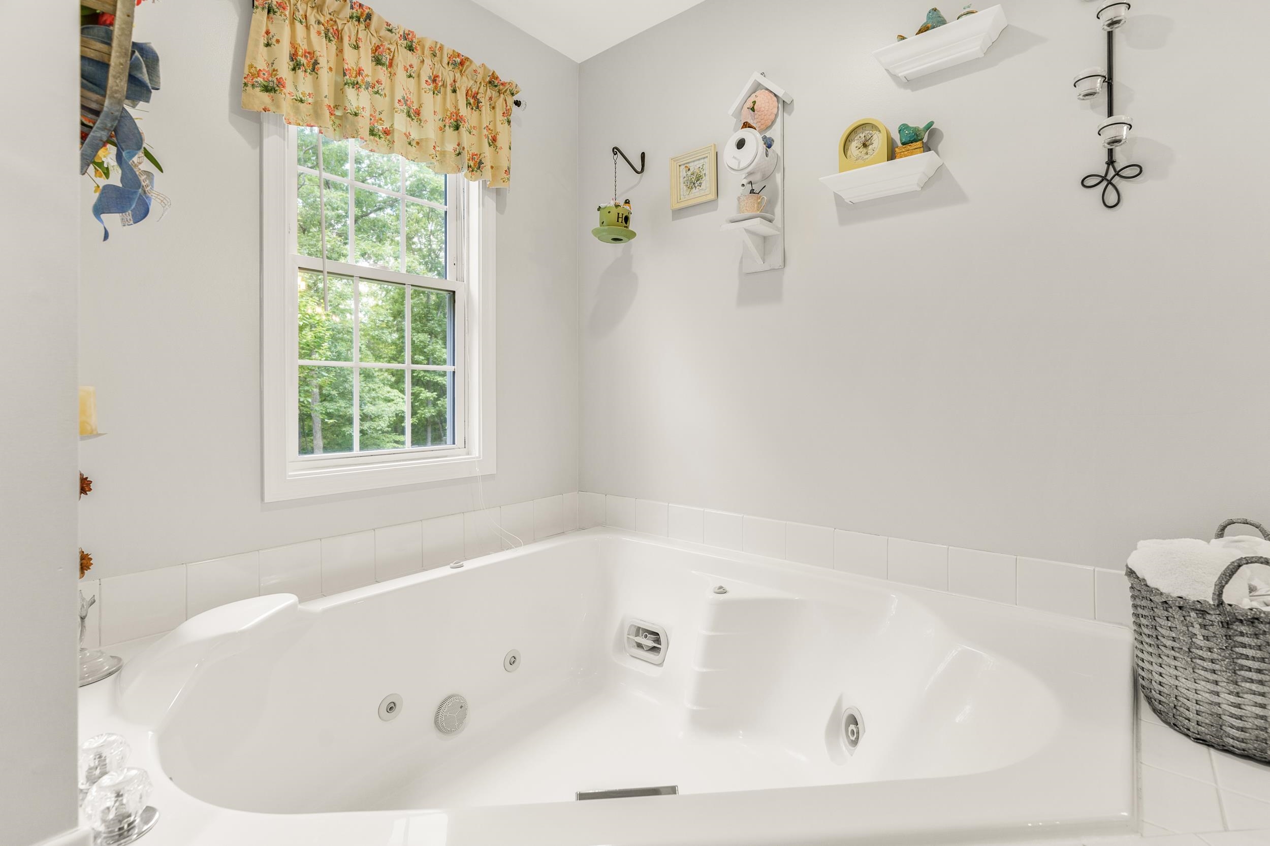 213 LIME KILN RD