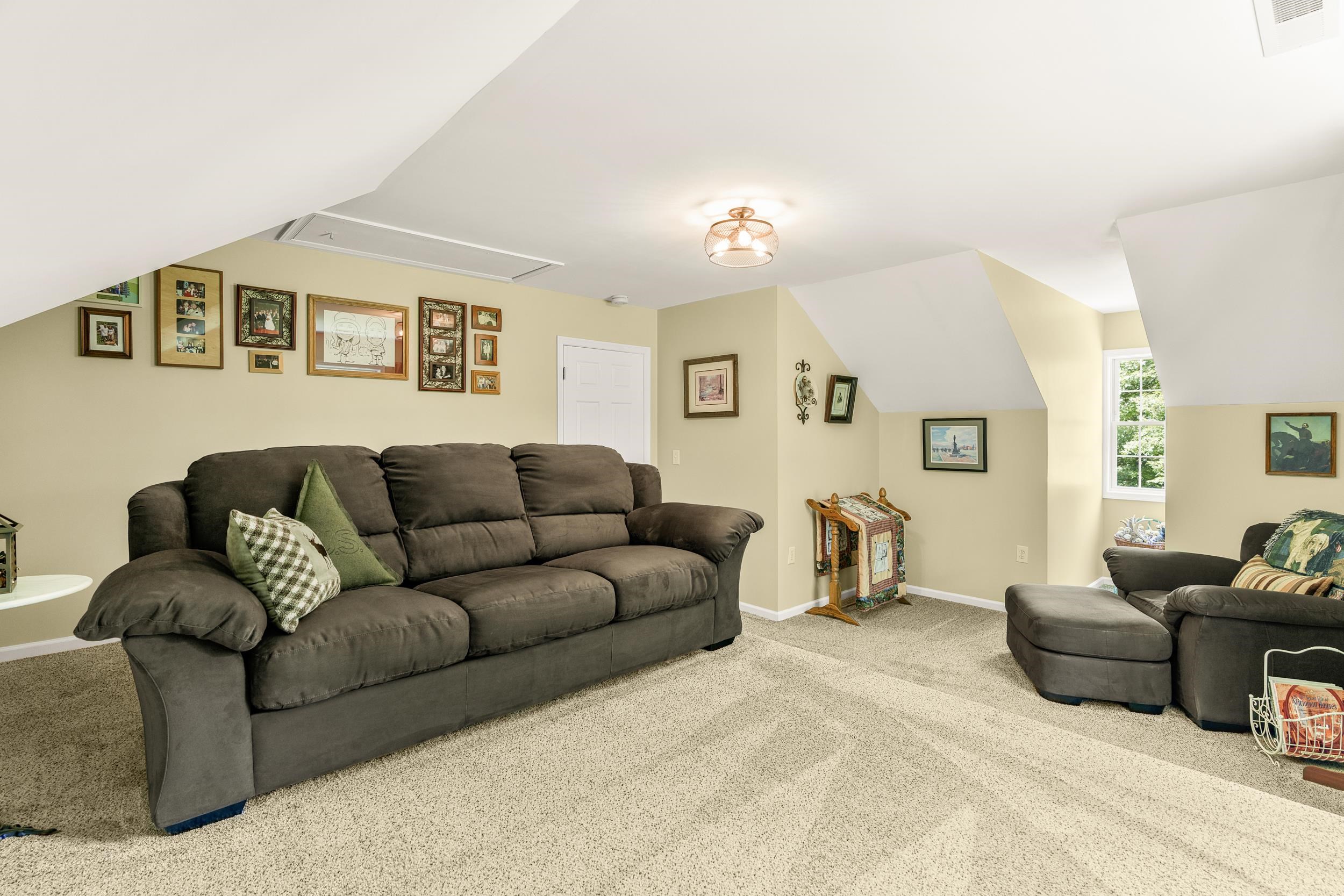 213 LIME KILN RD