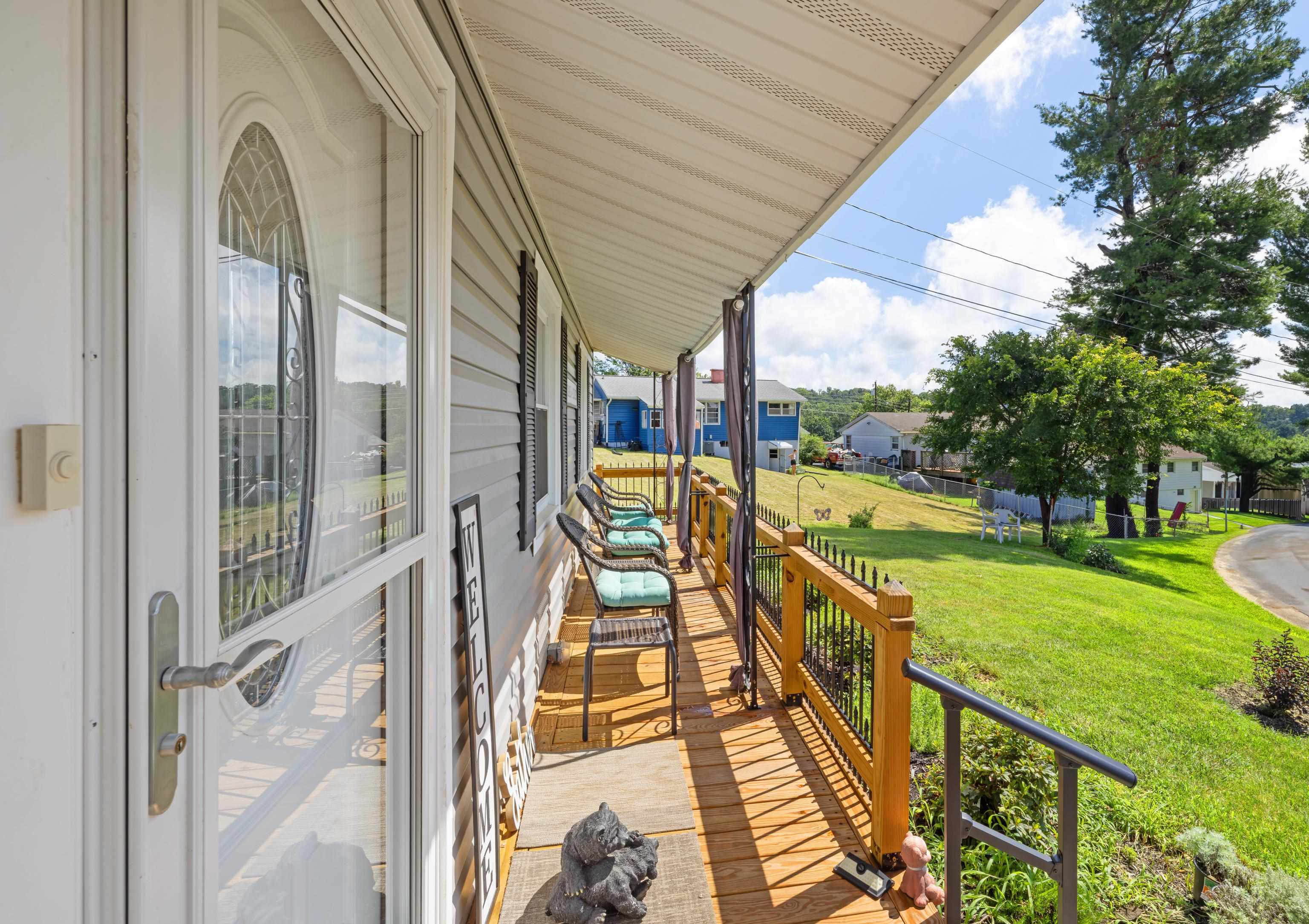2399 HIGHVIEW CIR