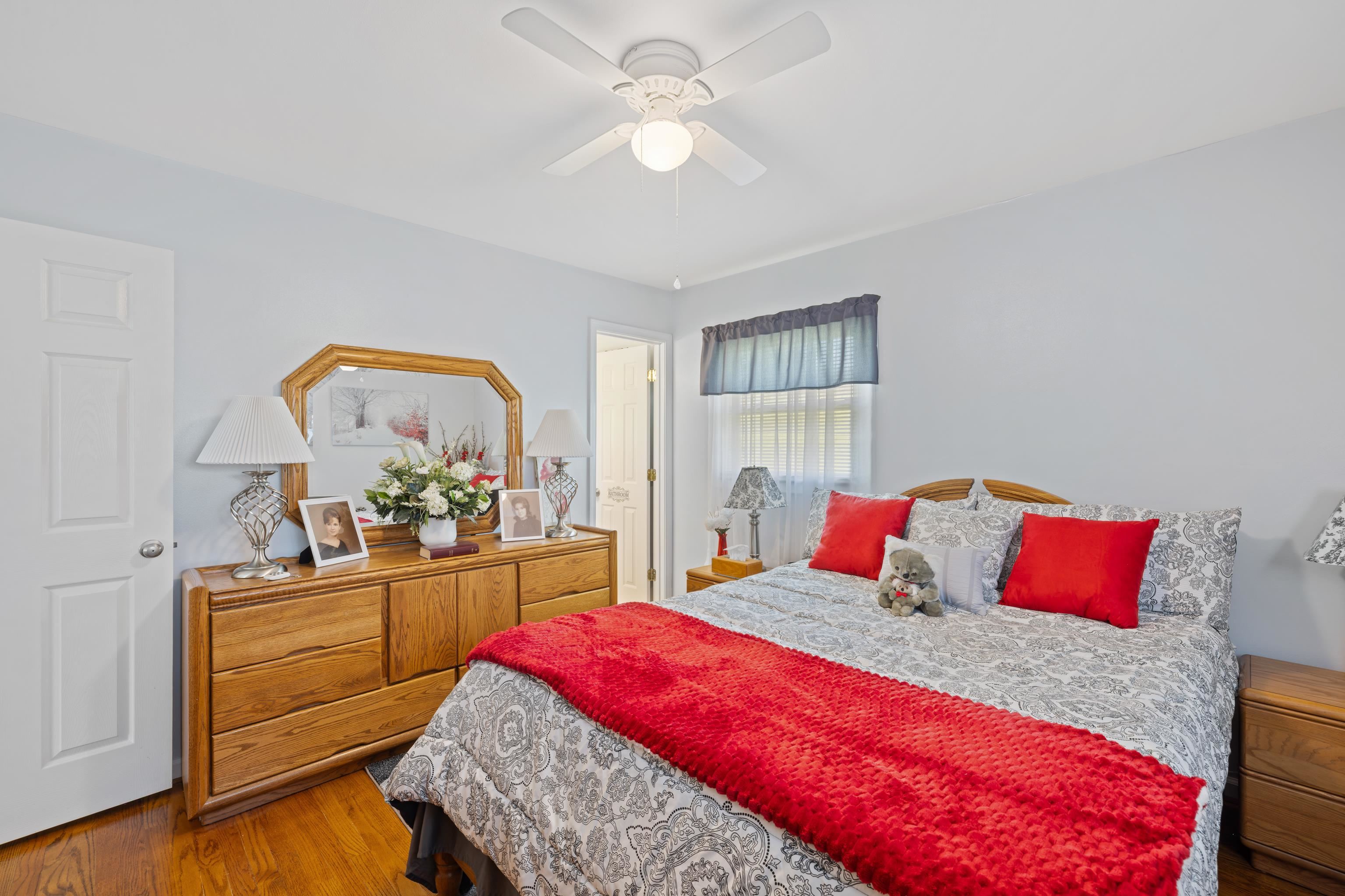 2399 HIGHVIEW CIR