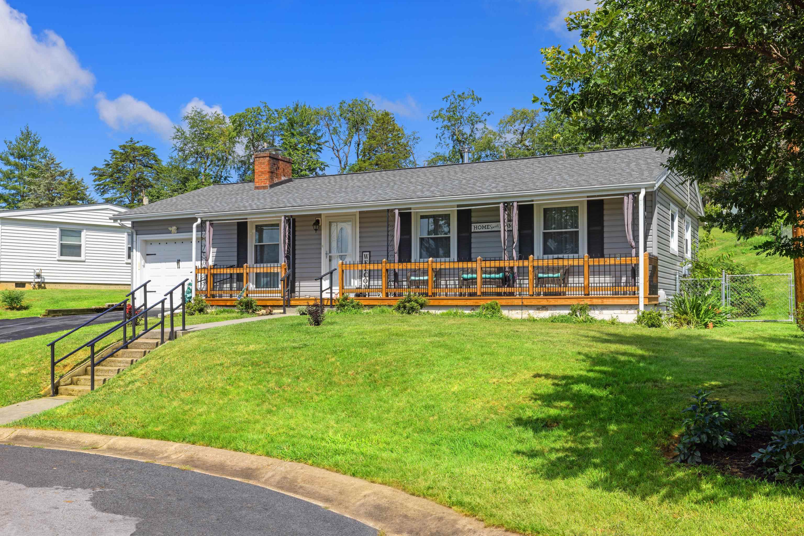2399 HIGHVIEW CIR