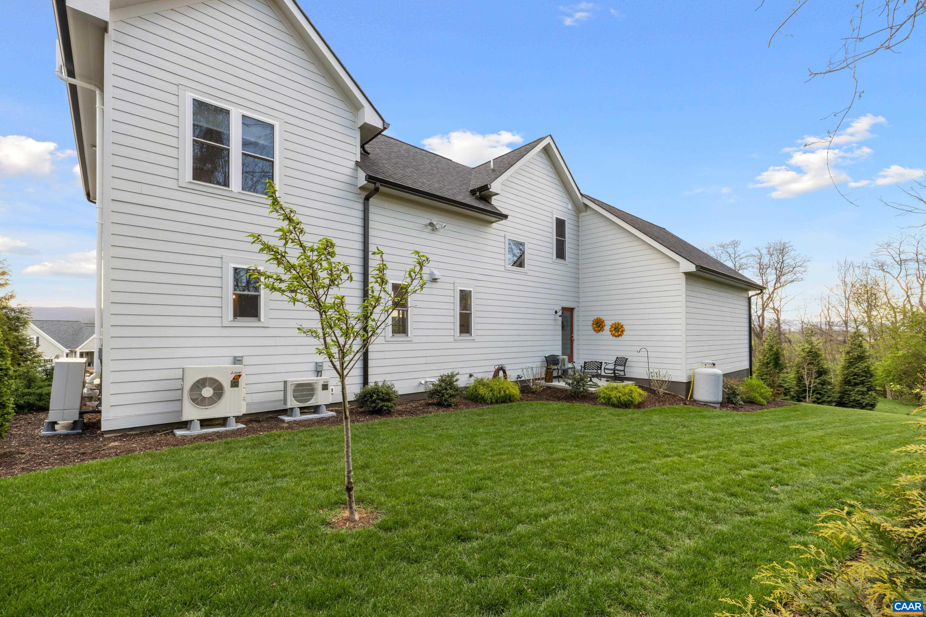 2540 BELVUE RD