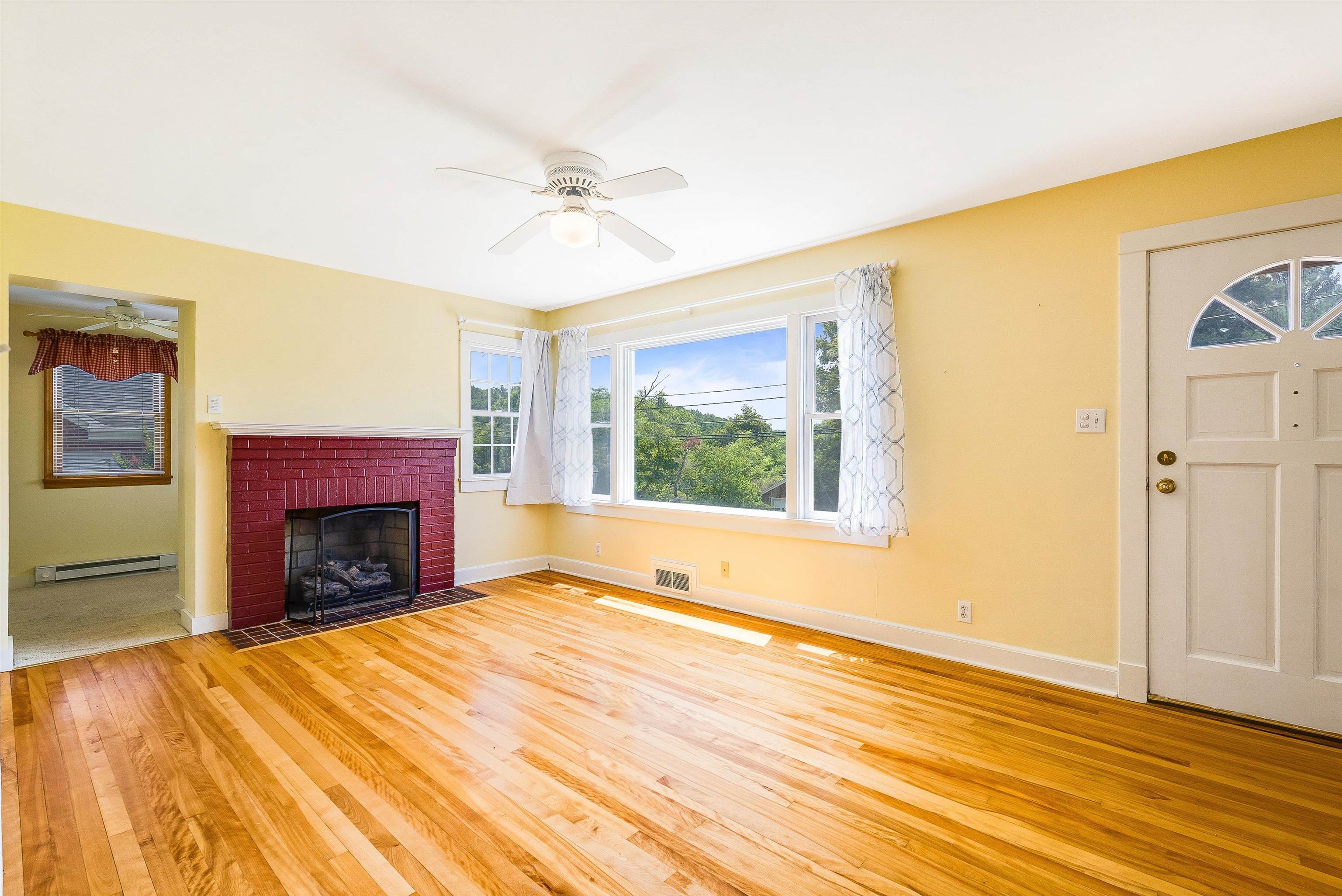 810 REID ST