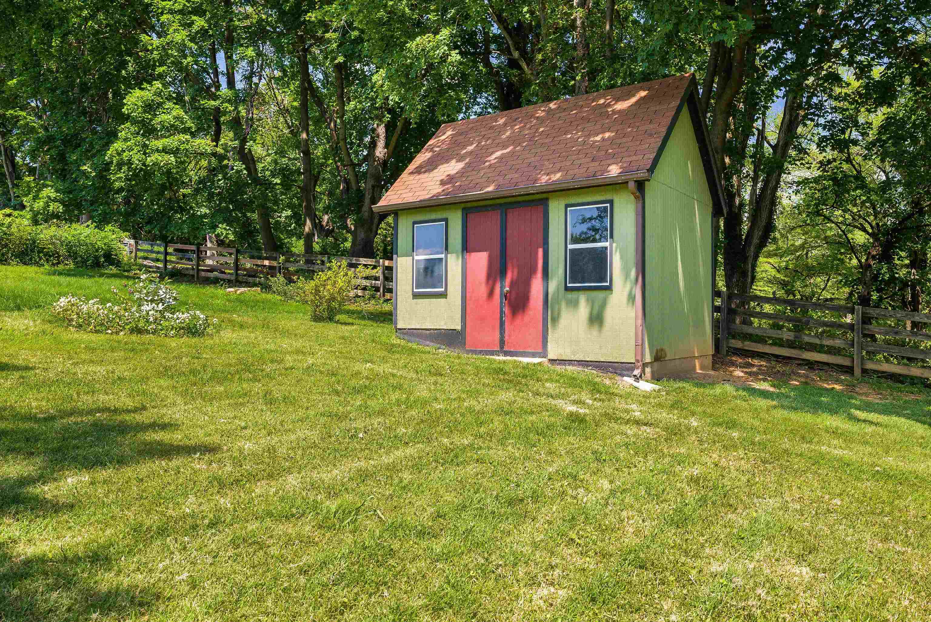 810 REID ST