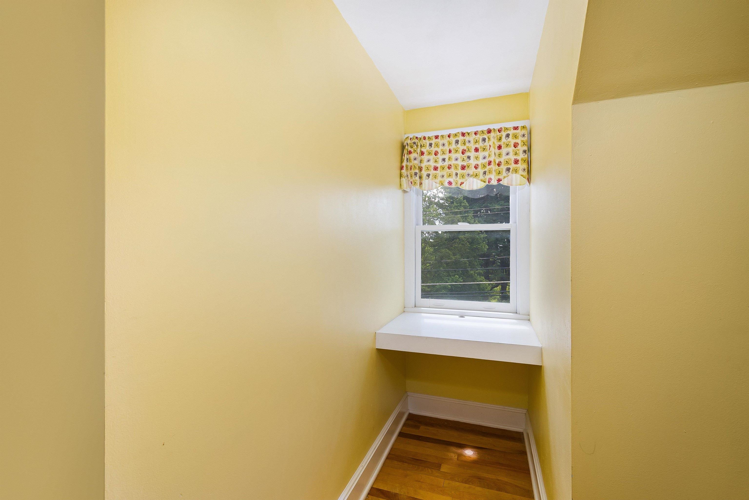 810 REID ST