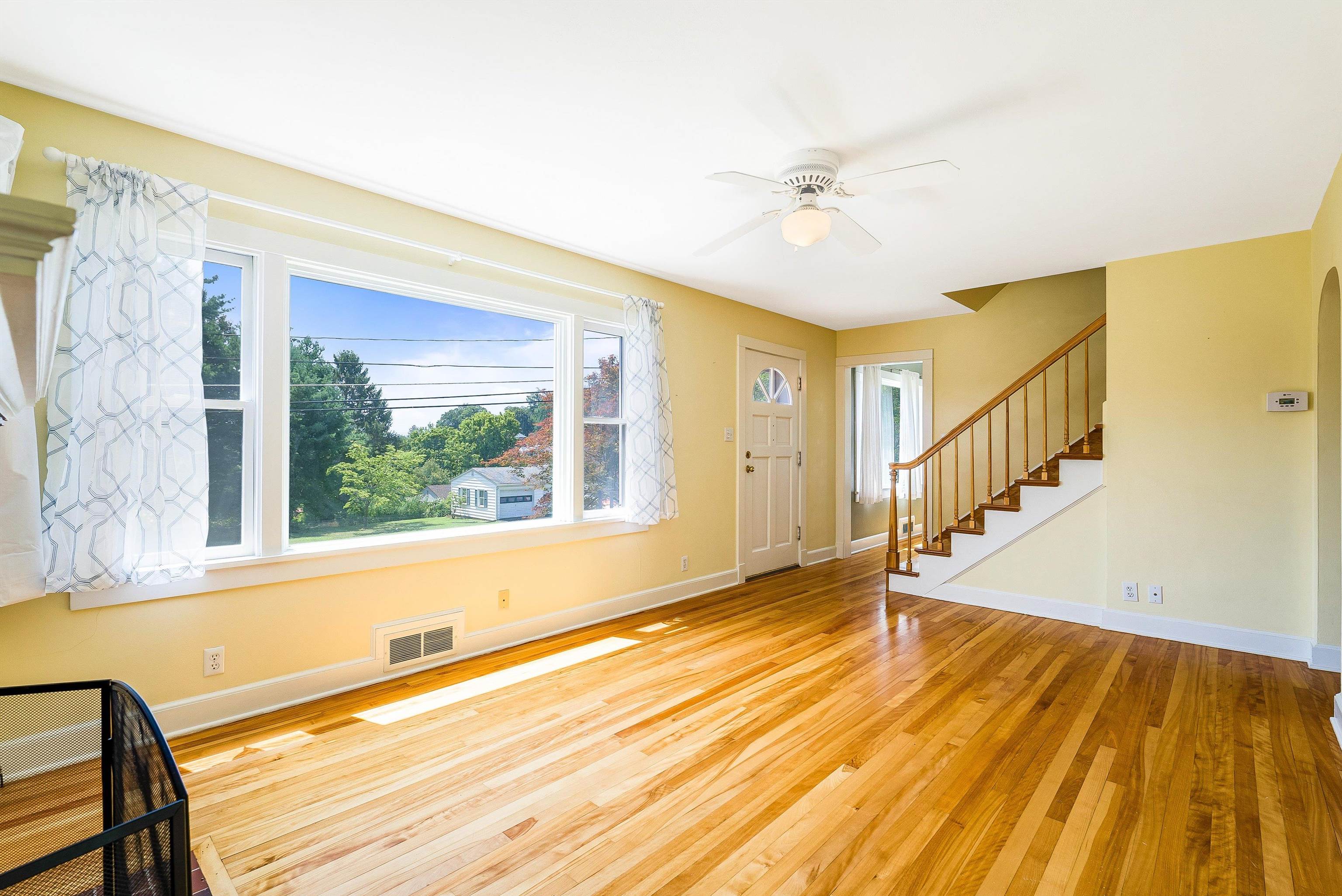 810 REID ST