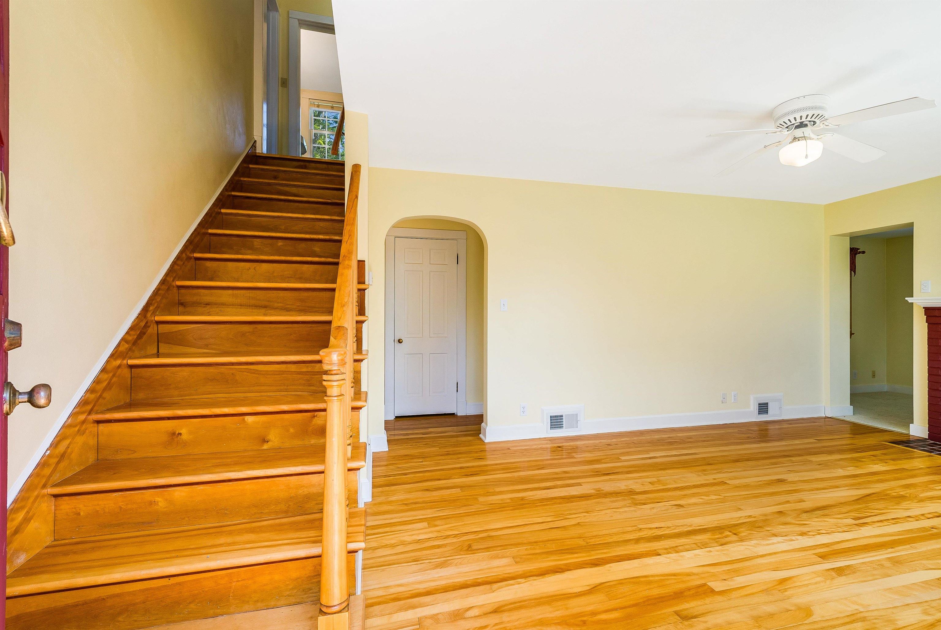 810 REID ST