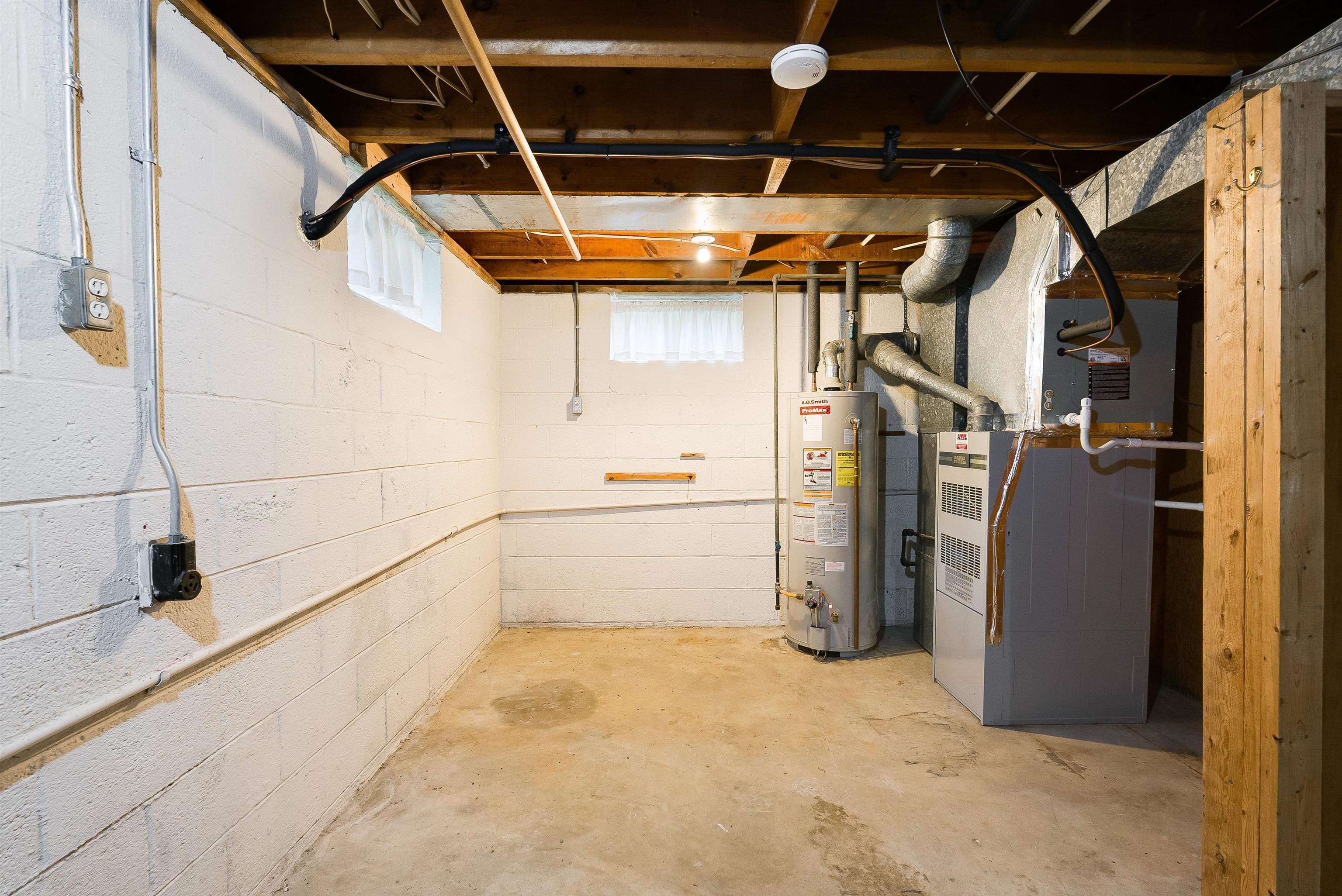810 REID ST