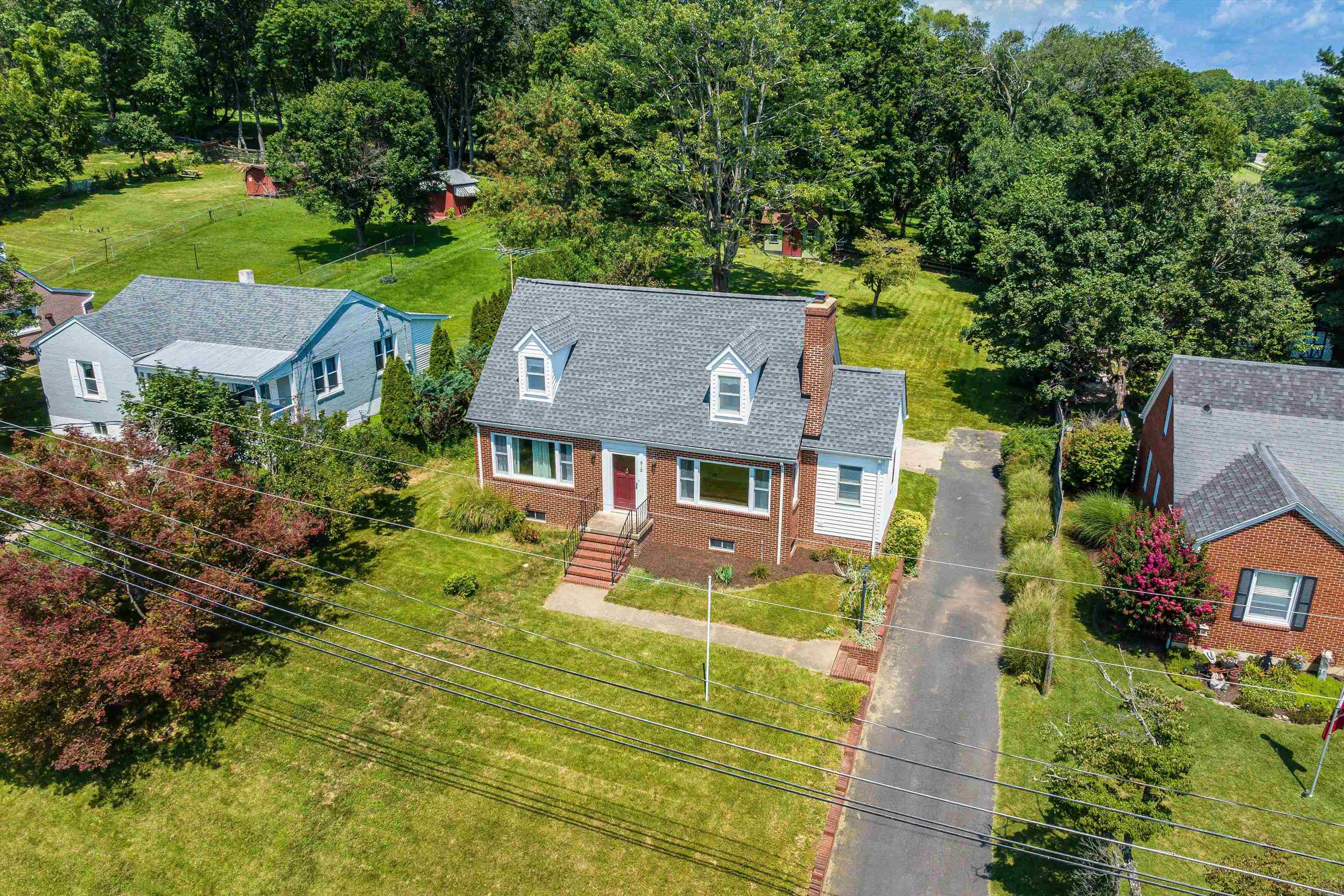 810 REID ST